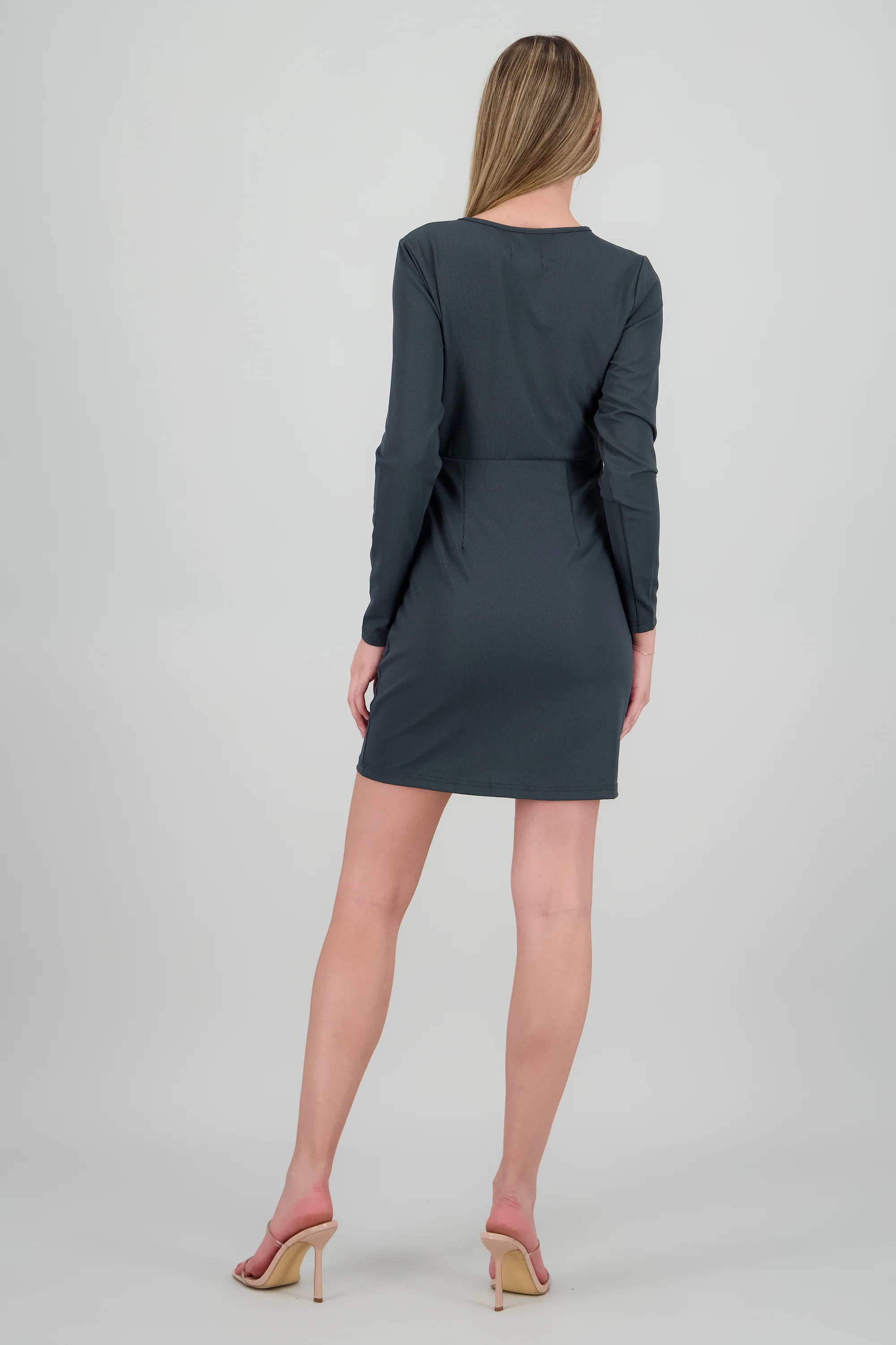Vestido corto cruzado manga larga - Image 4