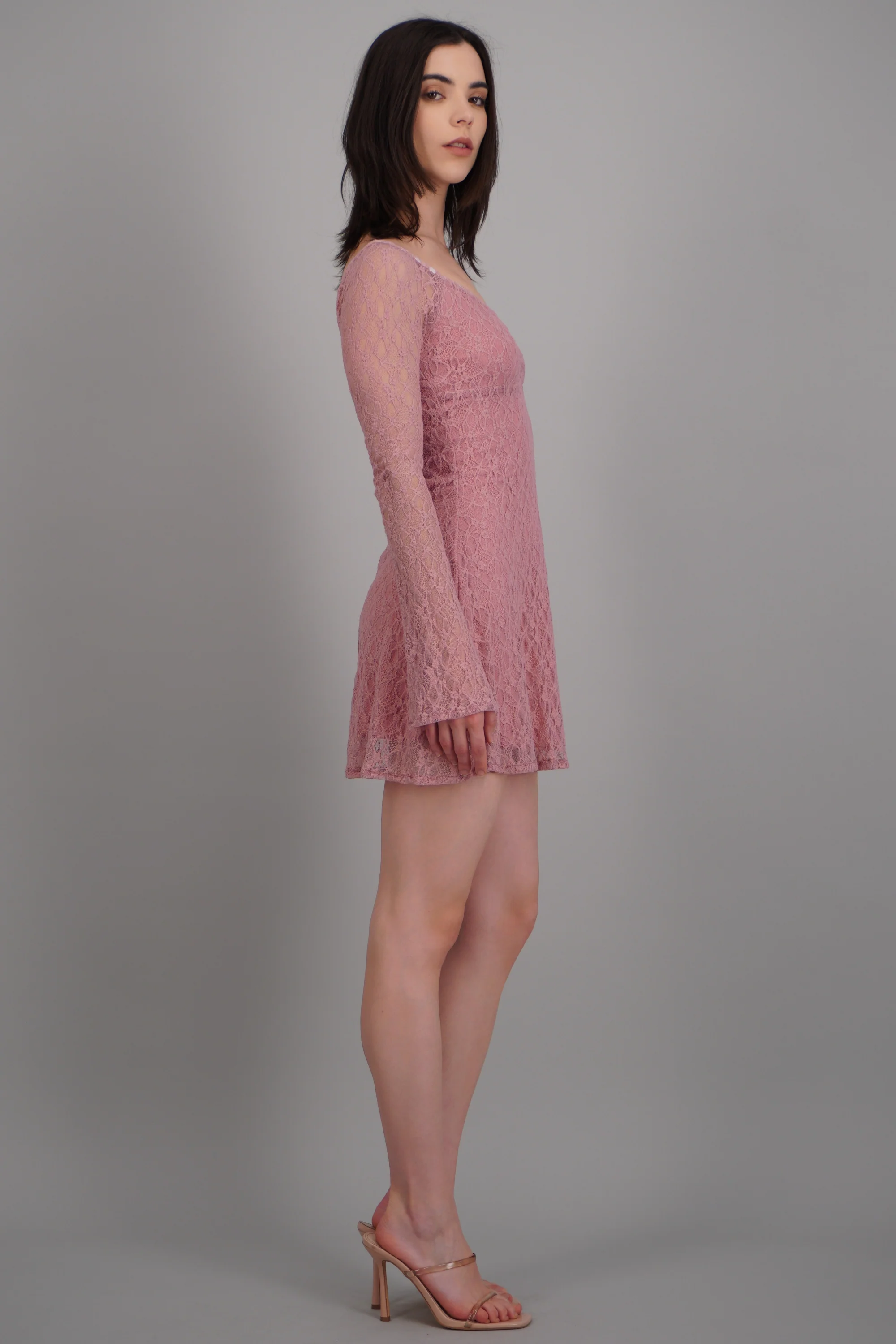 Vestido corto manga larga encaje - Image 2