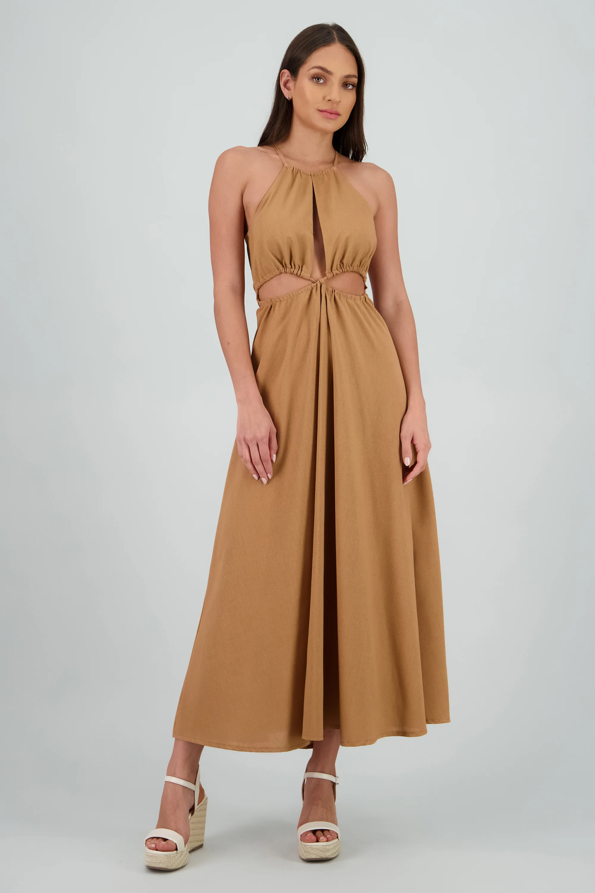 Vestido cut out maxi lino