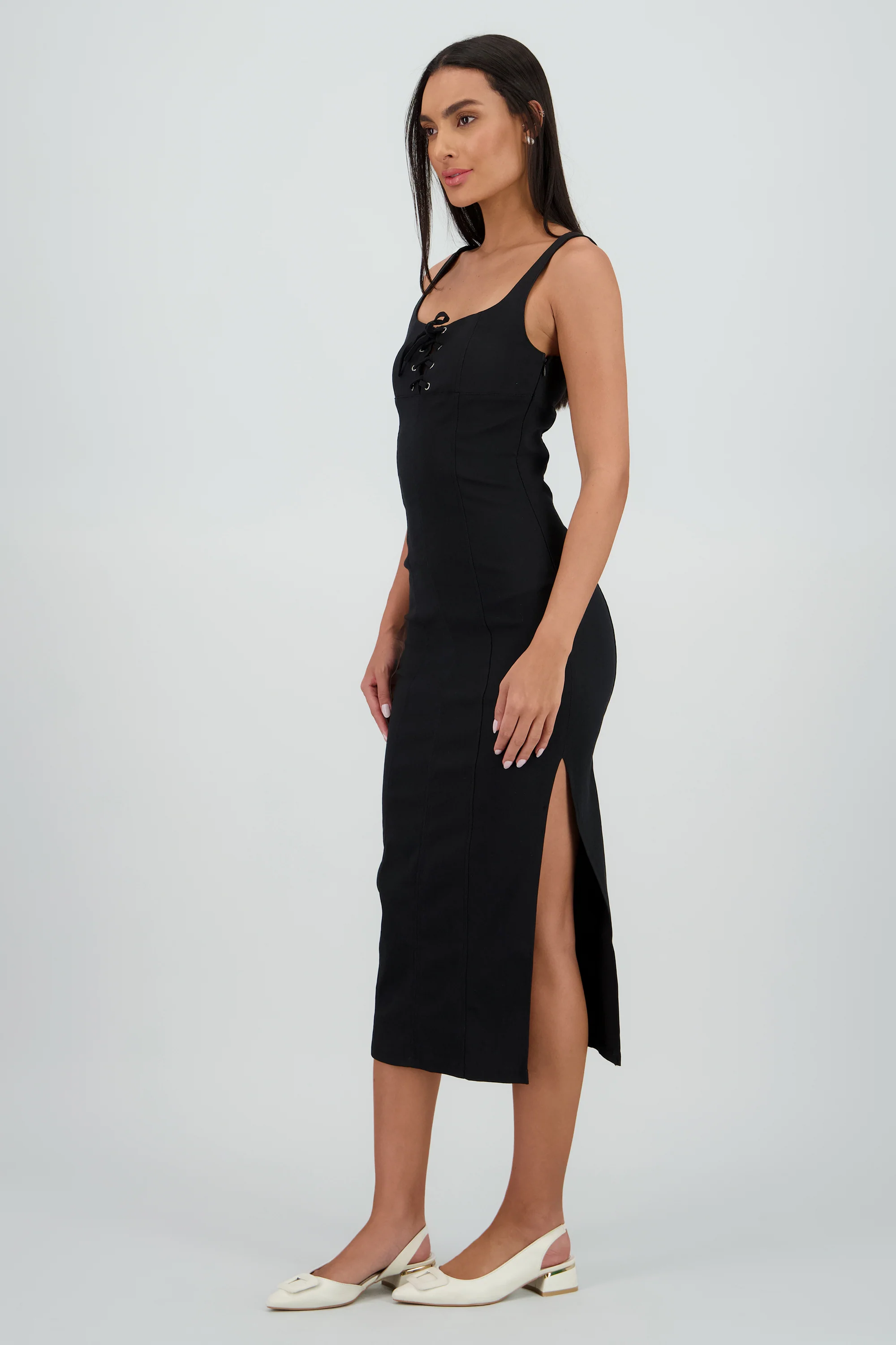 Vestido denim midi detalle laceup - Image 3
