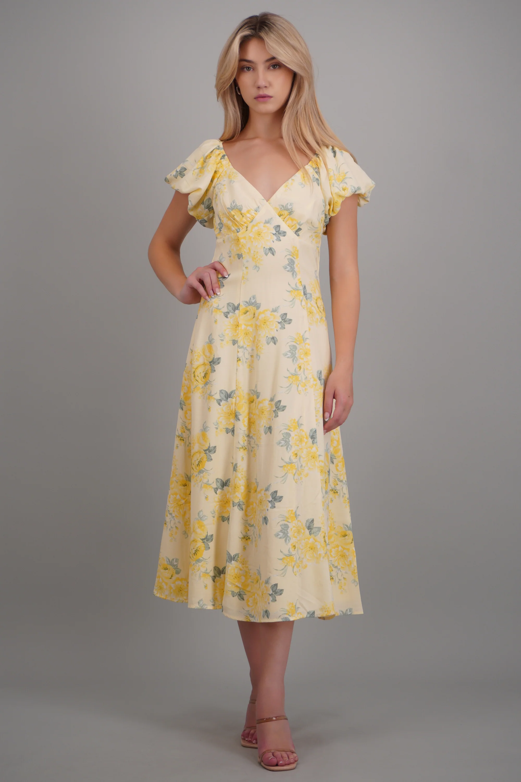 Vestido estampado flores cut out espalda - Image 2