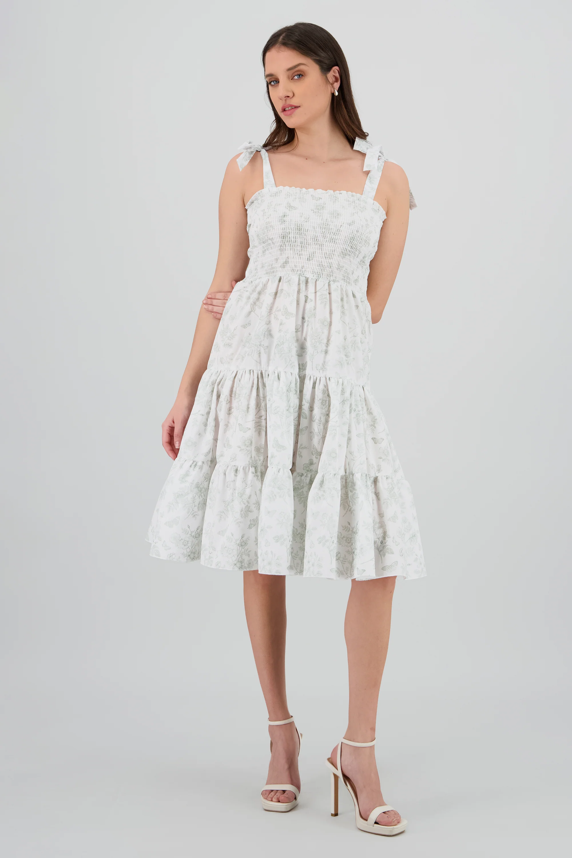 Vestido estampado flores olanes