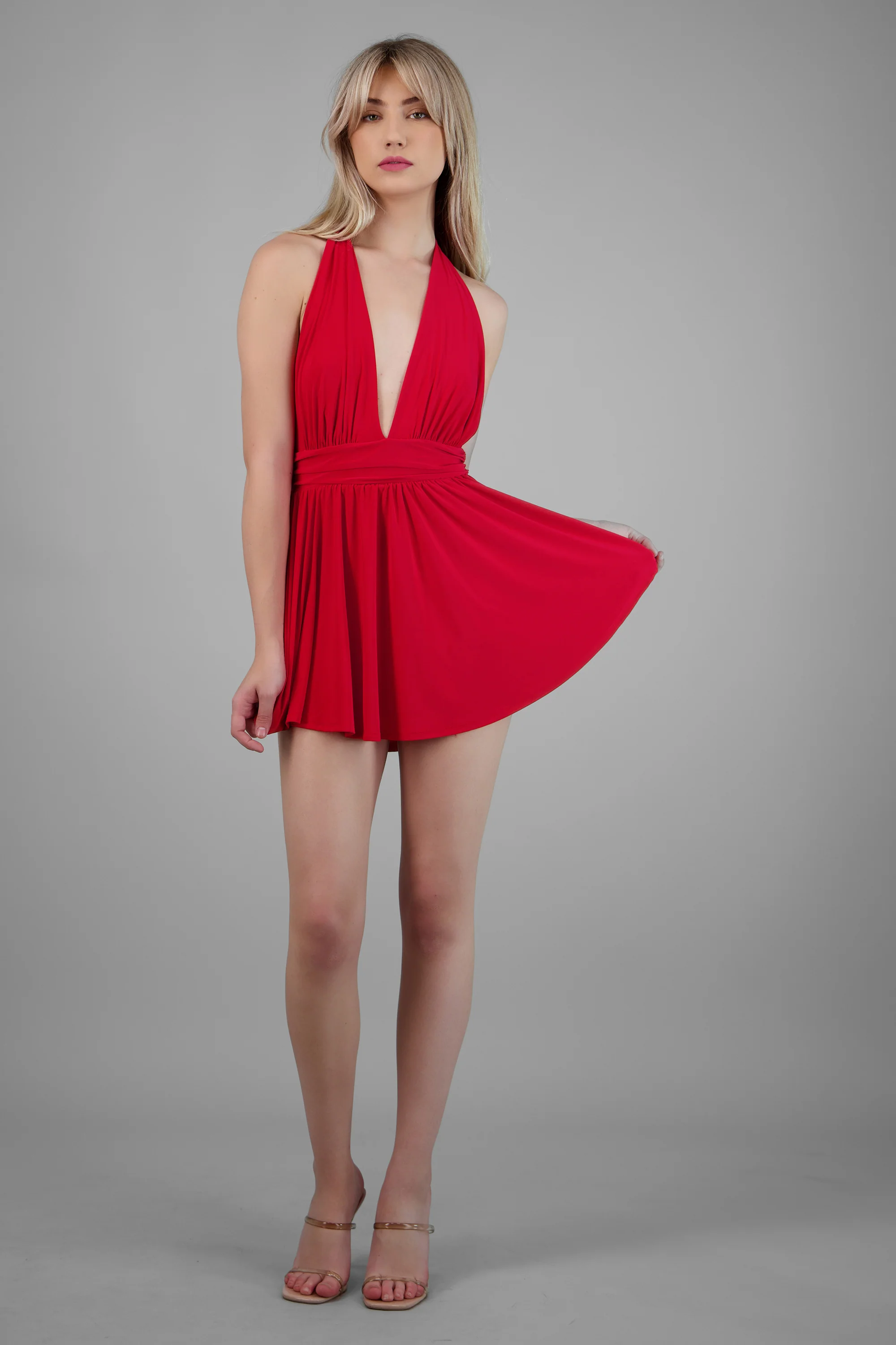 Vestido halter con short liso