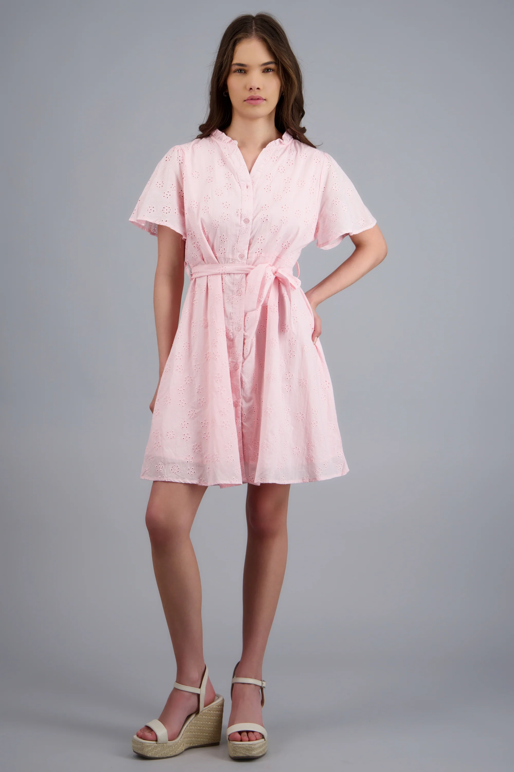 Vestido manga corta detalle cinturon eyelet