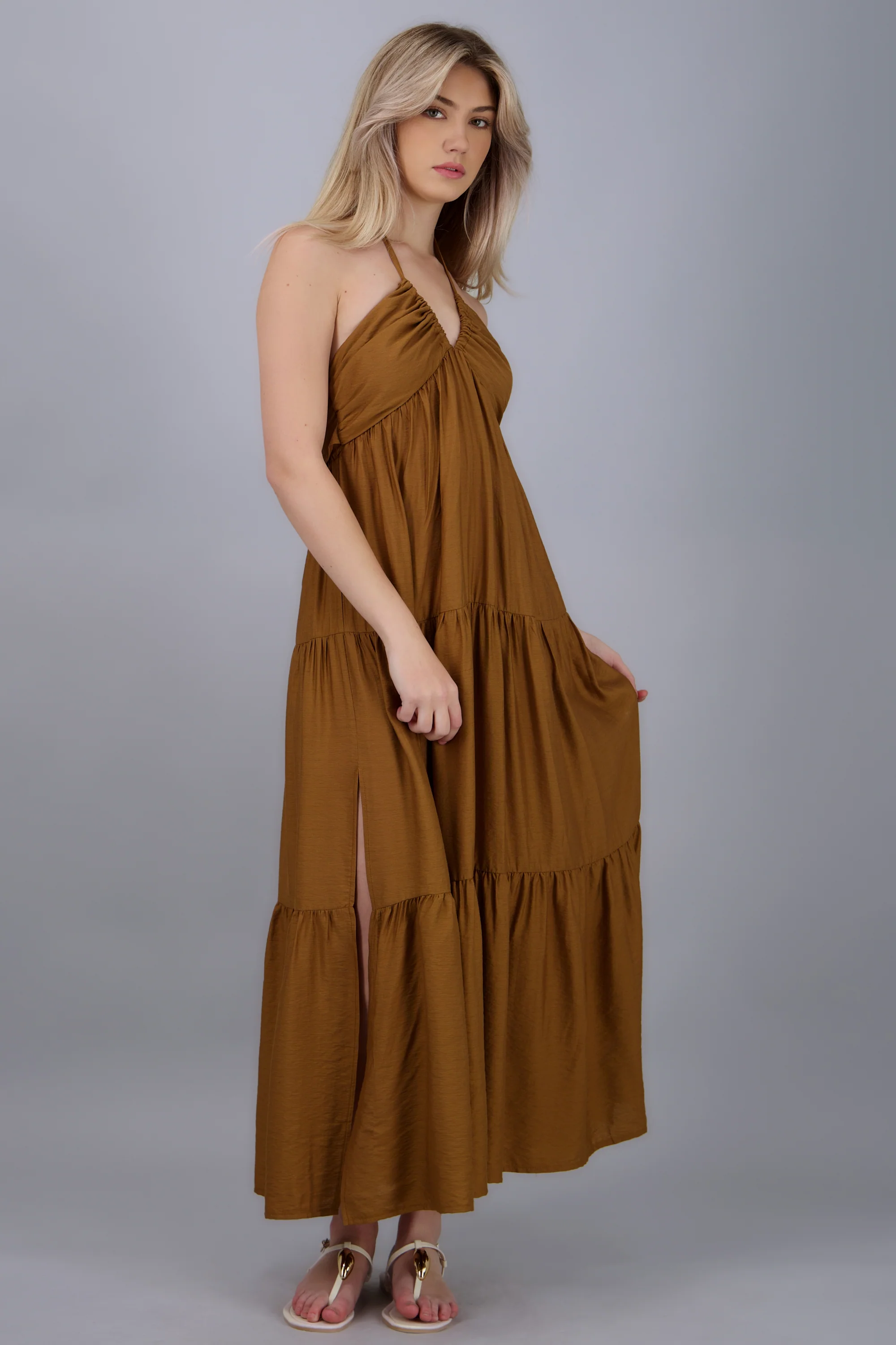 Vestido maxi abertura nudo espalda