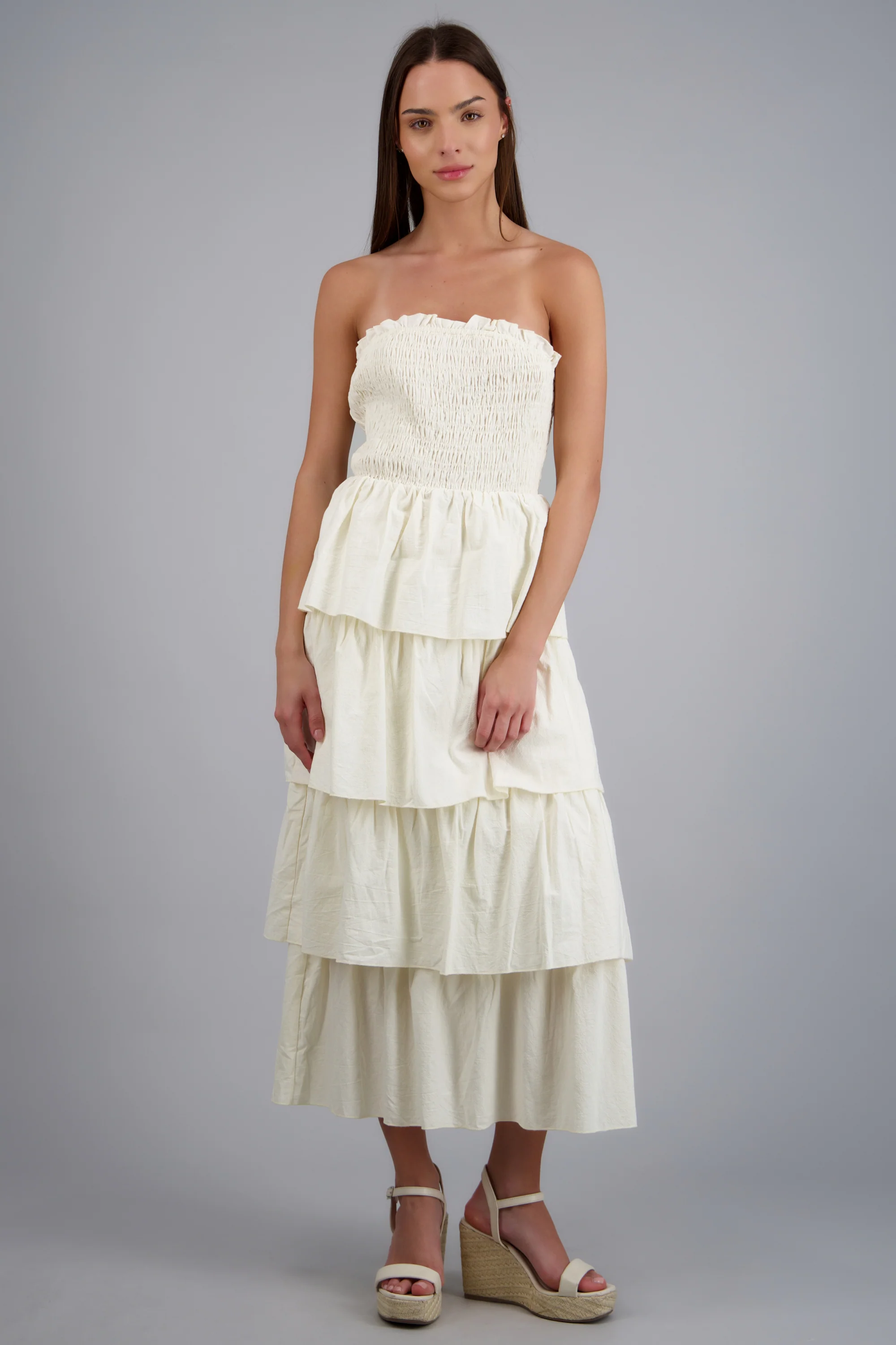 Vestido maxi bandeau con capas olanes - Image 3