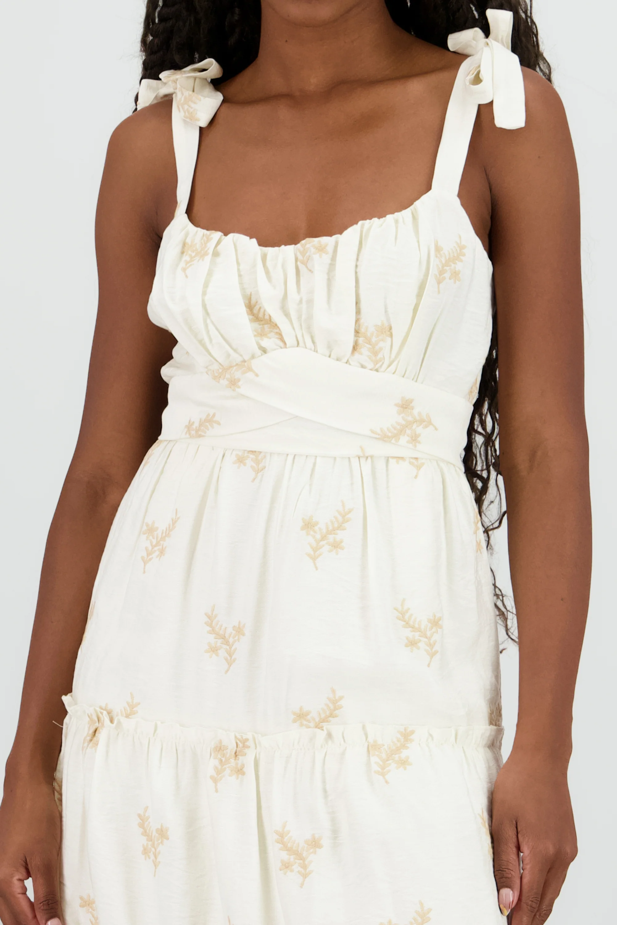 Vestido maxi con bordado de flores - Image 5