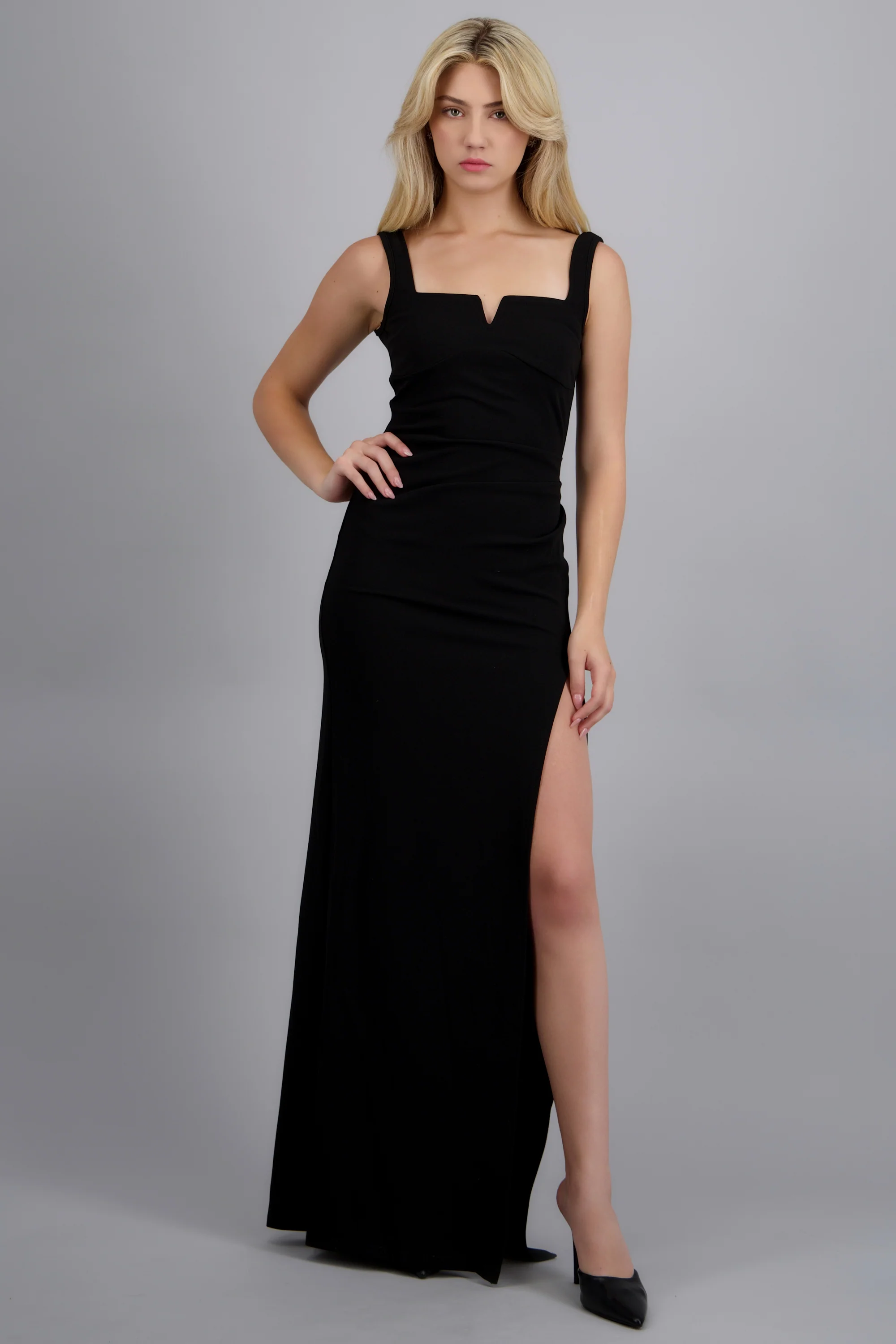 Vestido maxi detalle costado