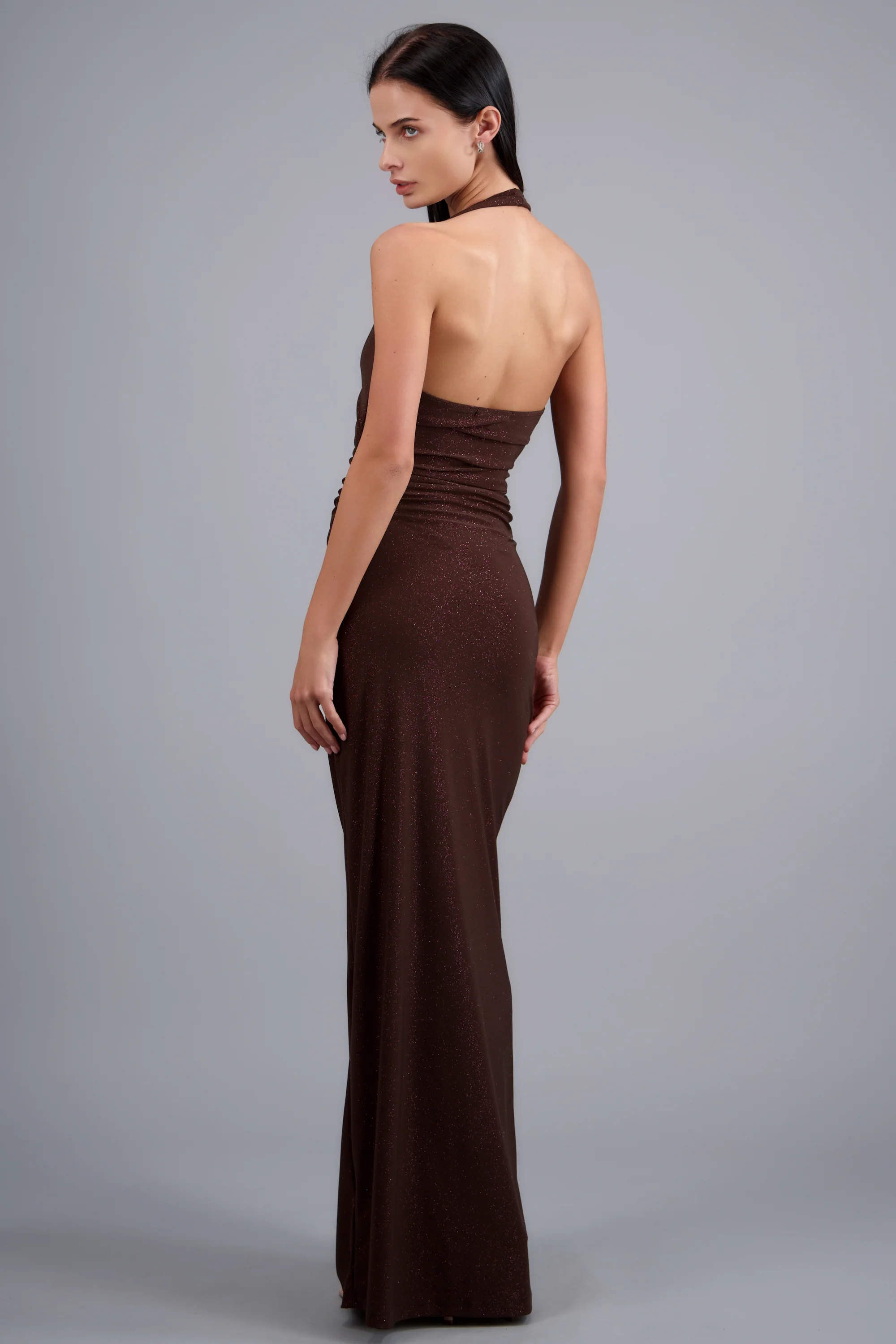Vestido maxi halter detalle plisado - Image 4