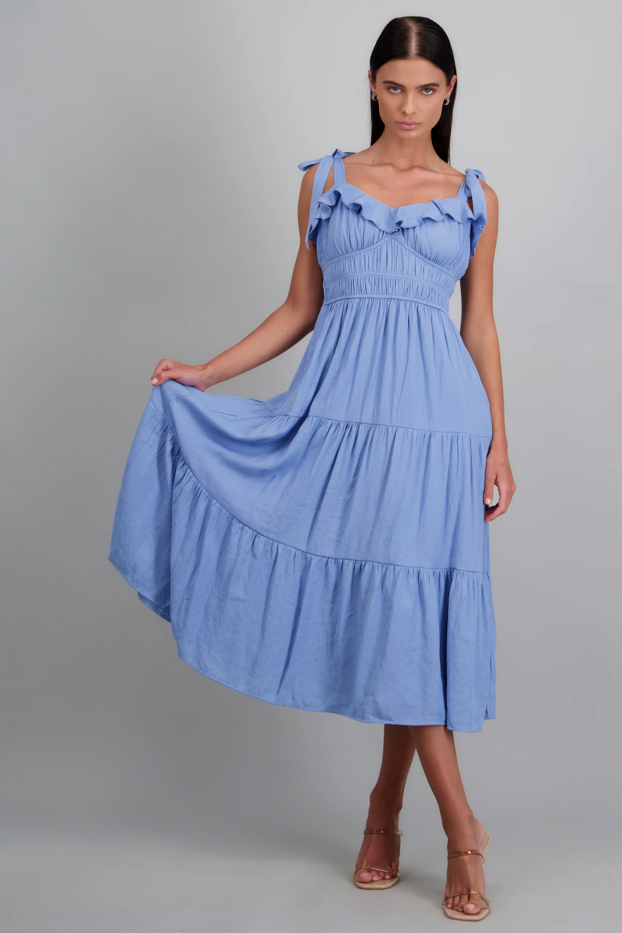 Vestido maxi liso detalle tirantes moños