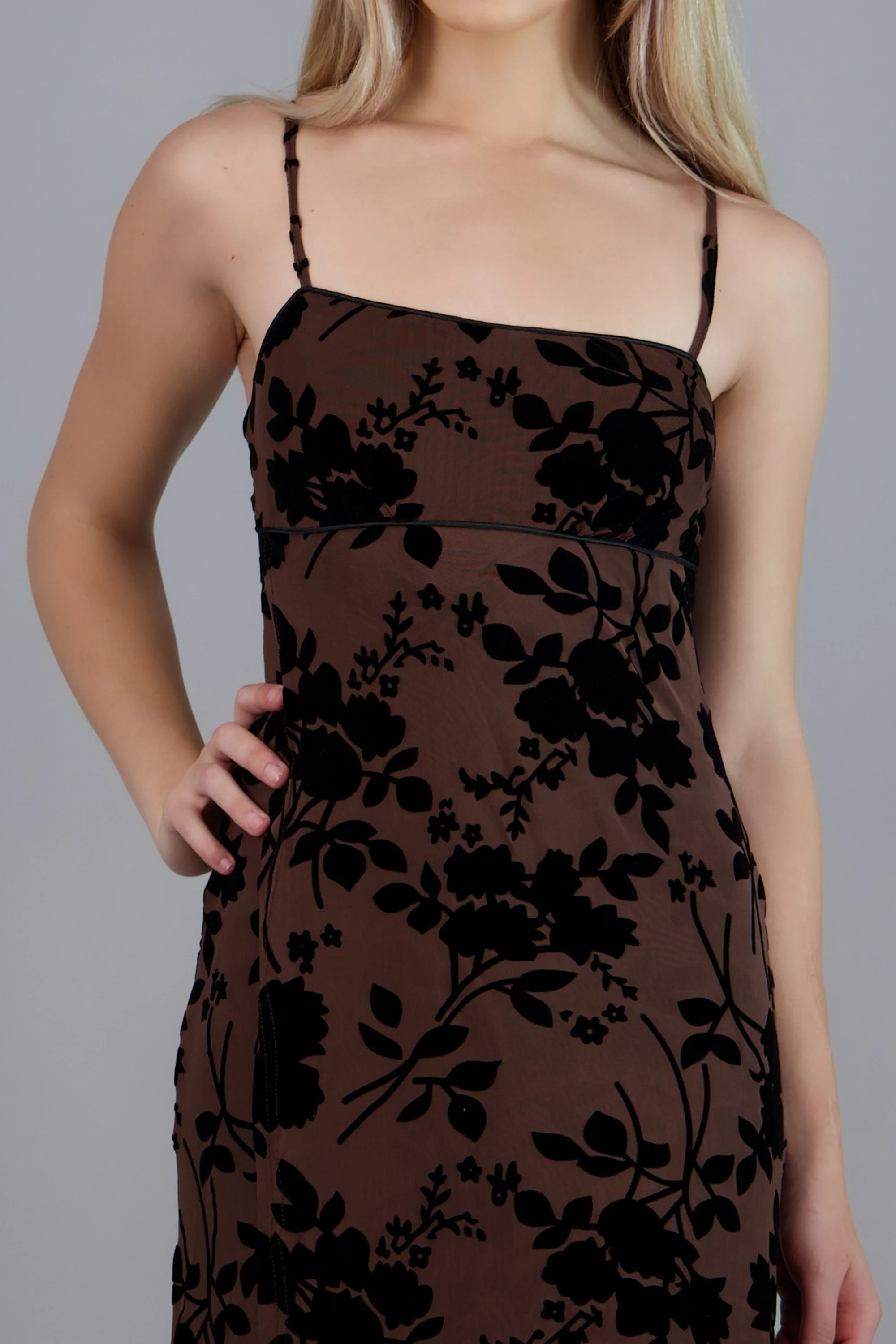 Vestido maxi mesh flok tirantes - Image 5