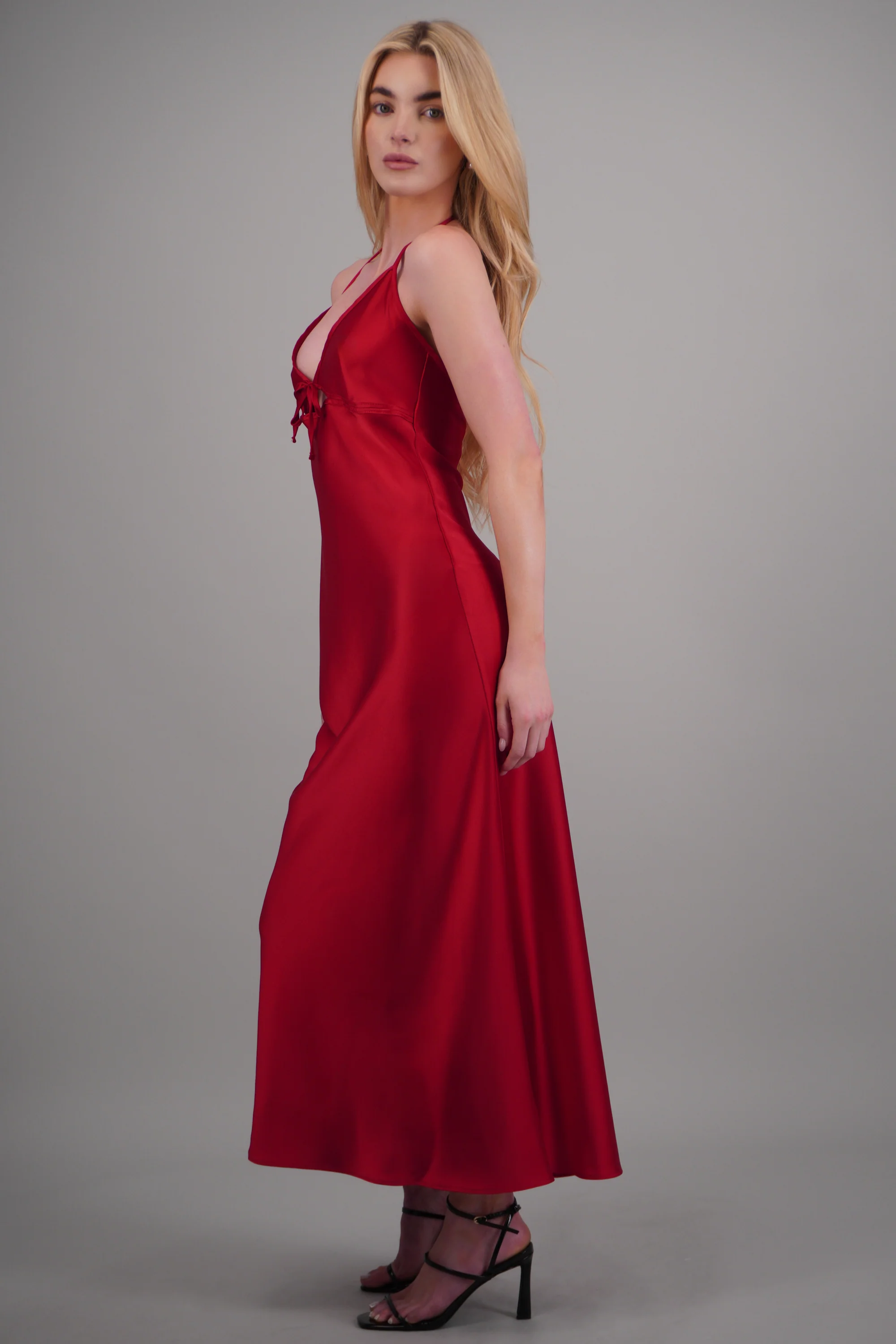 Vestido maxi satin amarre escote - Image 4