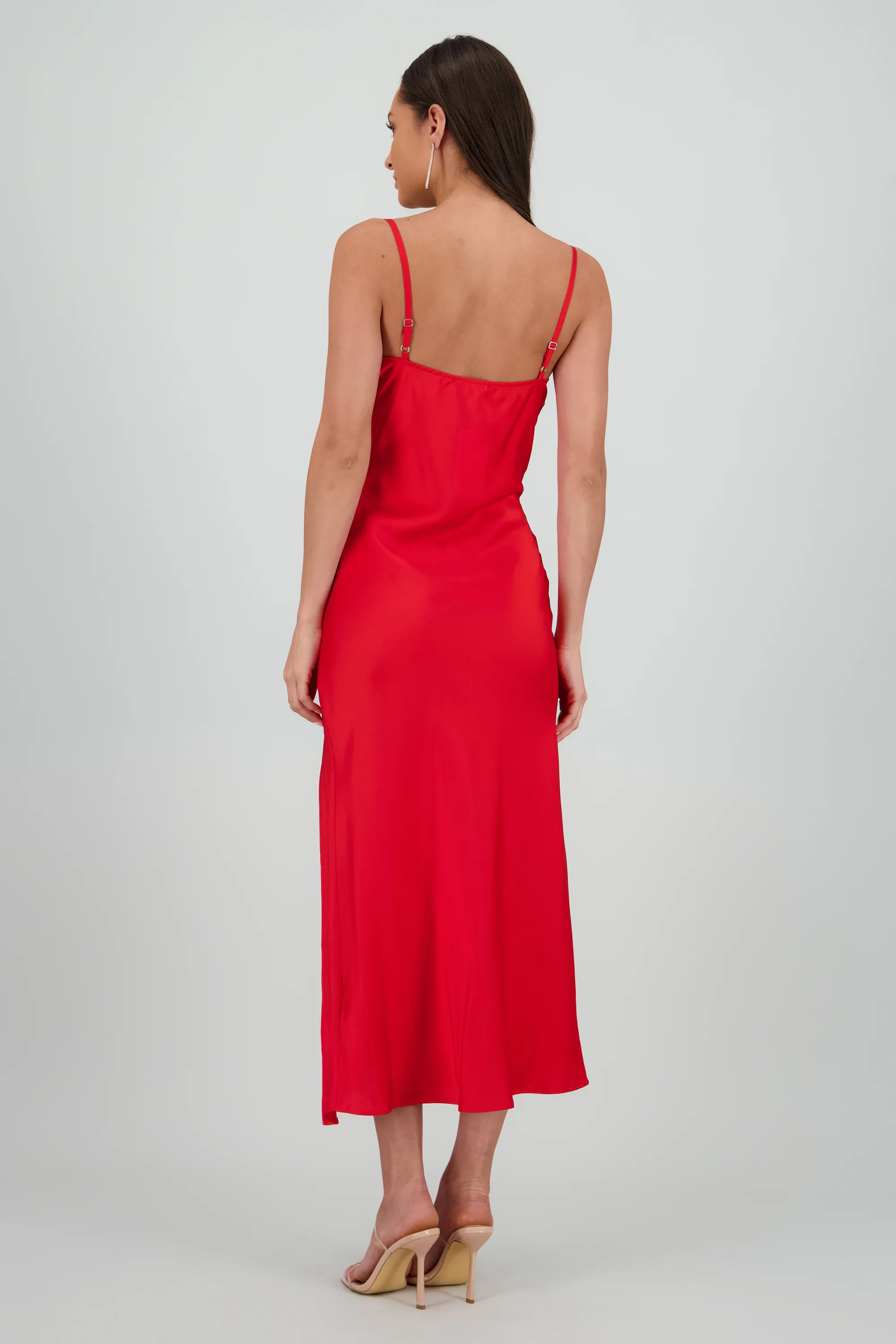 Vestido maxi satin escote columpio - Image 4
