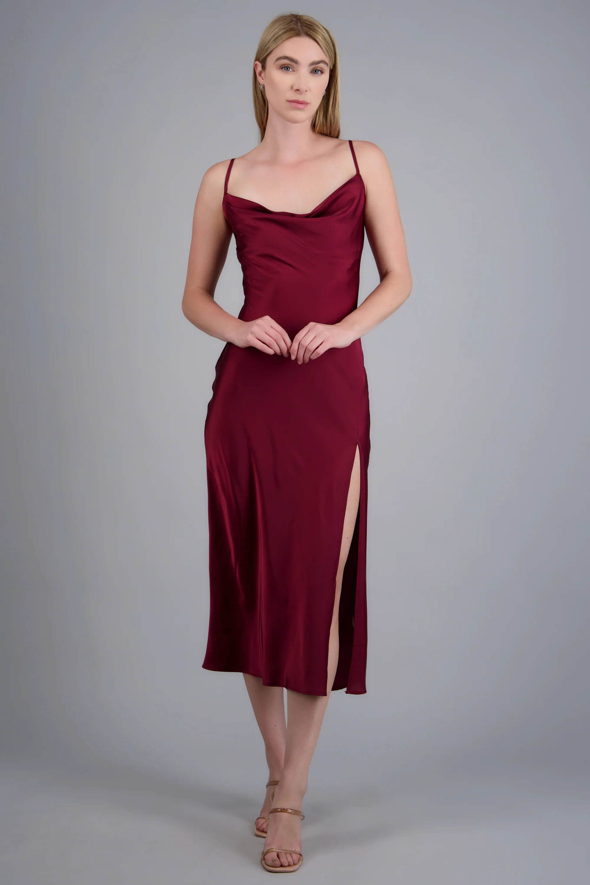 Vestido maxi satin escote columpio - Image 2