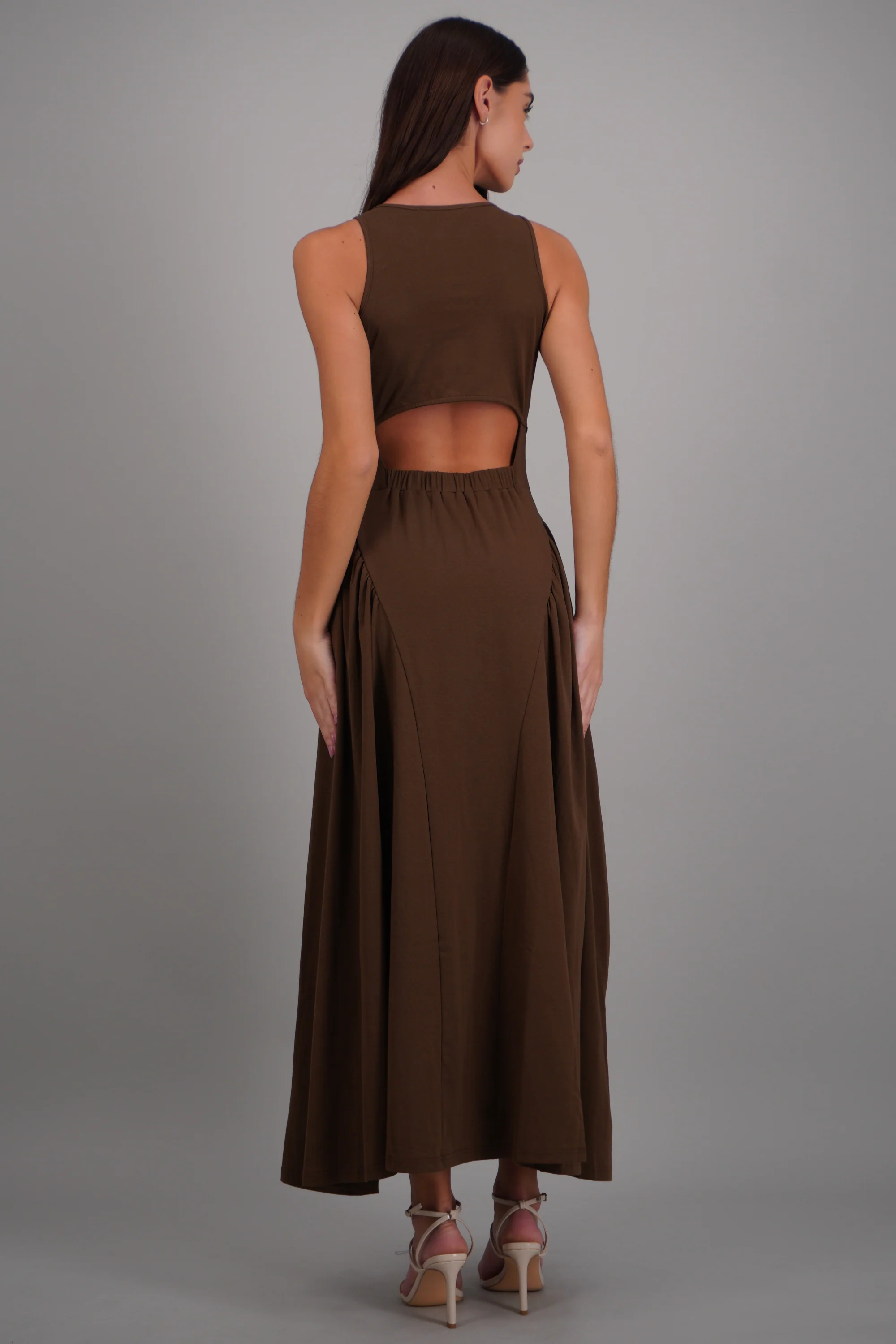 Vestido maxi son mangas cuello redondo - Image 4