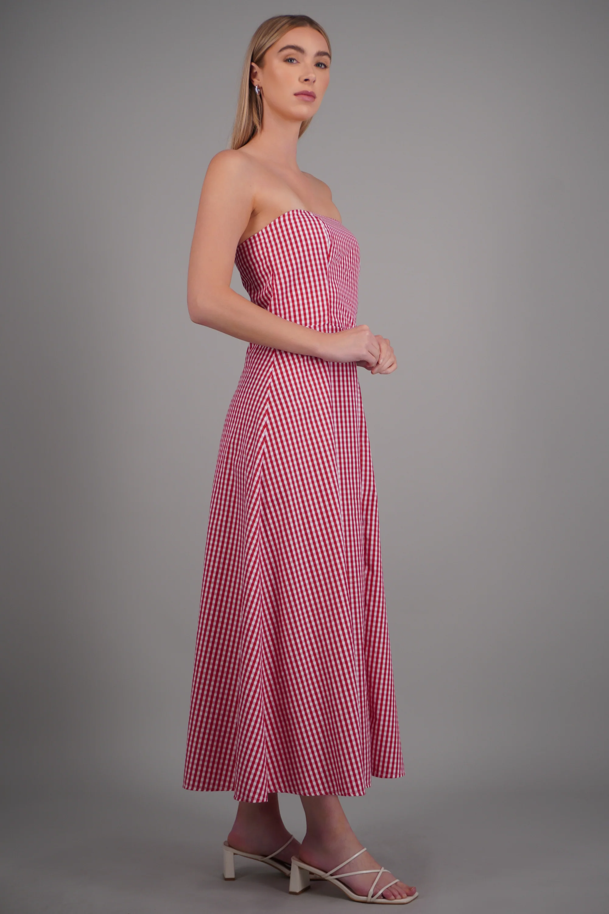 Vestido maxi strapless gingham - Image 2