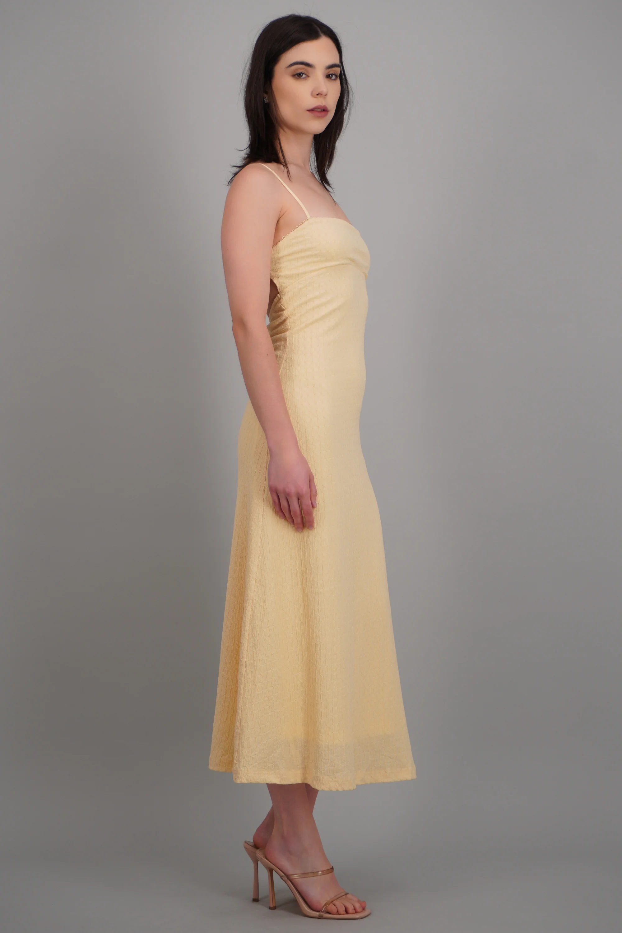 Vestido maxi textura detalle escote - Image 2