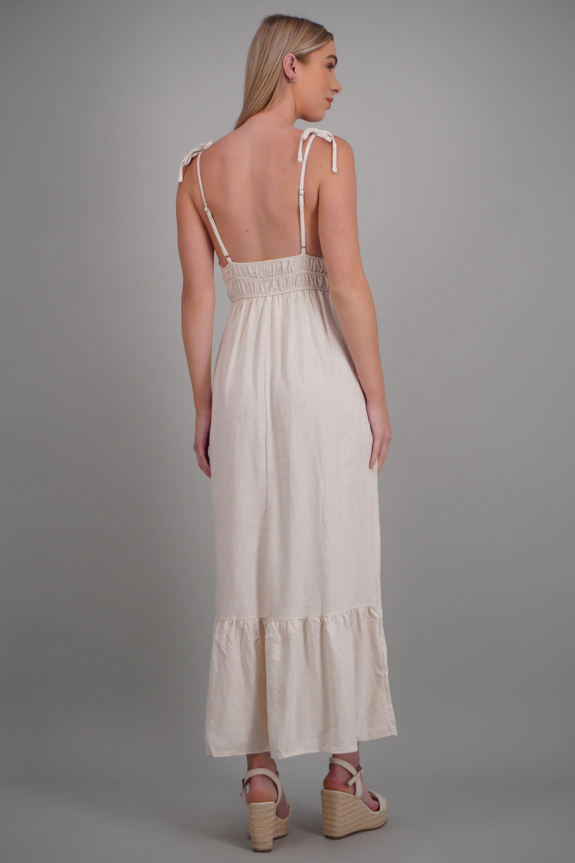 Vestido maxi tirantes detalle smock - Image 4