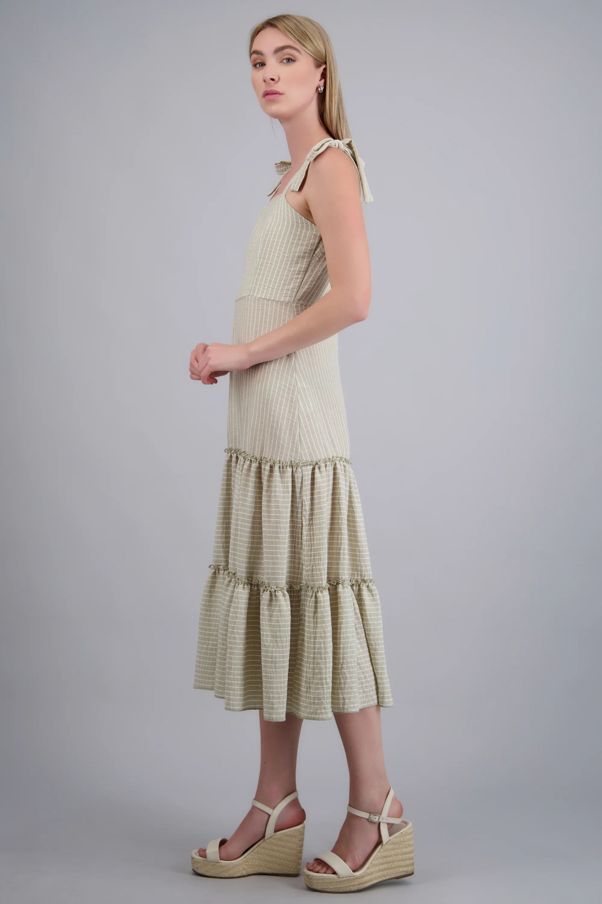 Vestido midi con tirantes detalle olanes - Image 2