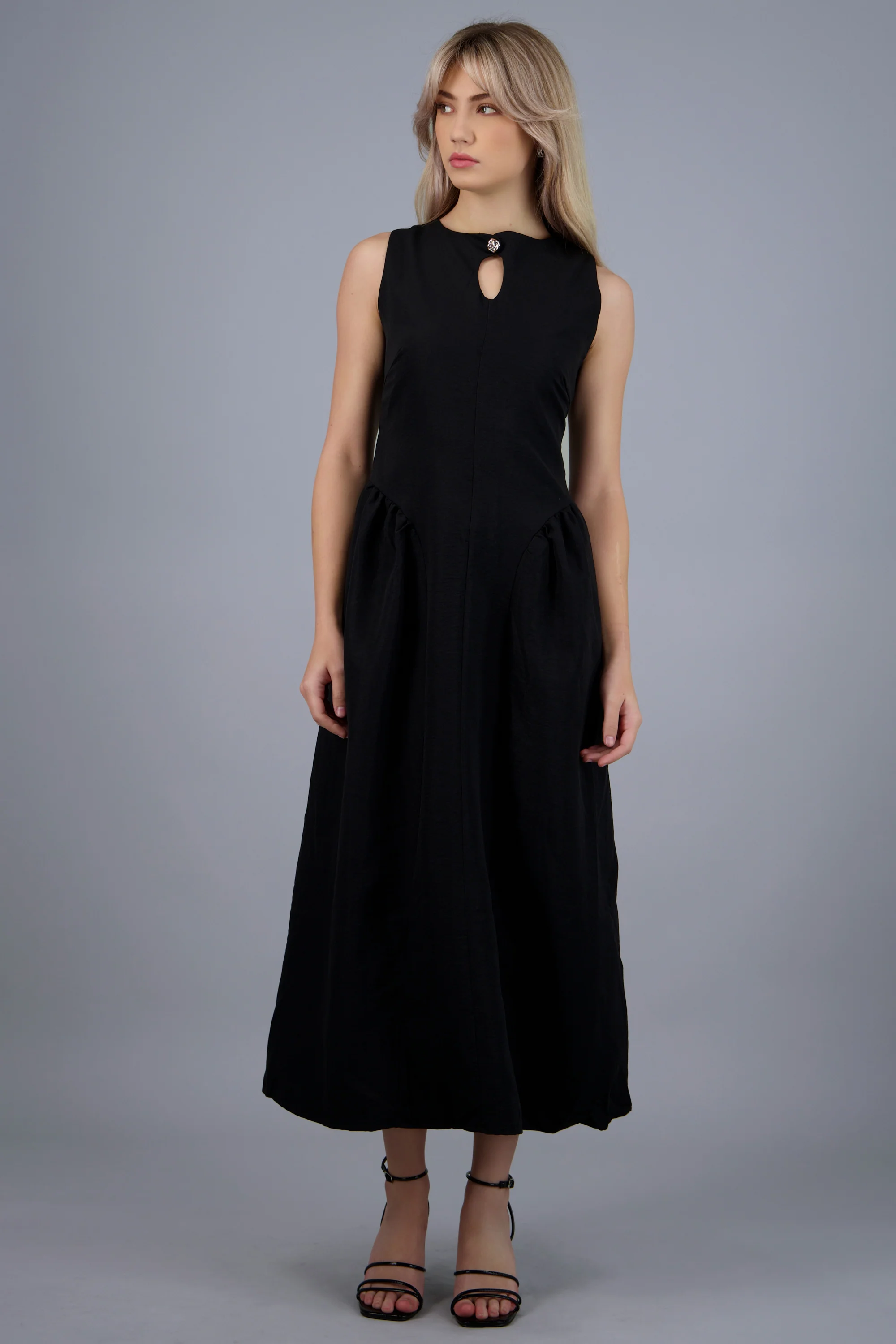 Vestido midi escote redondo - Image 3
