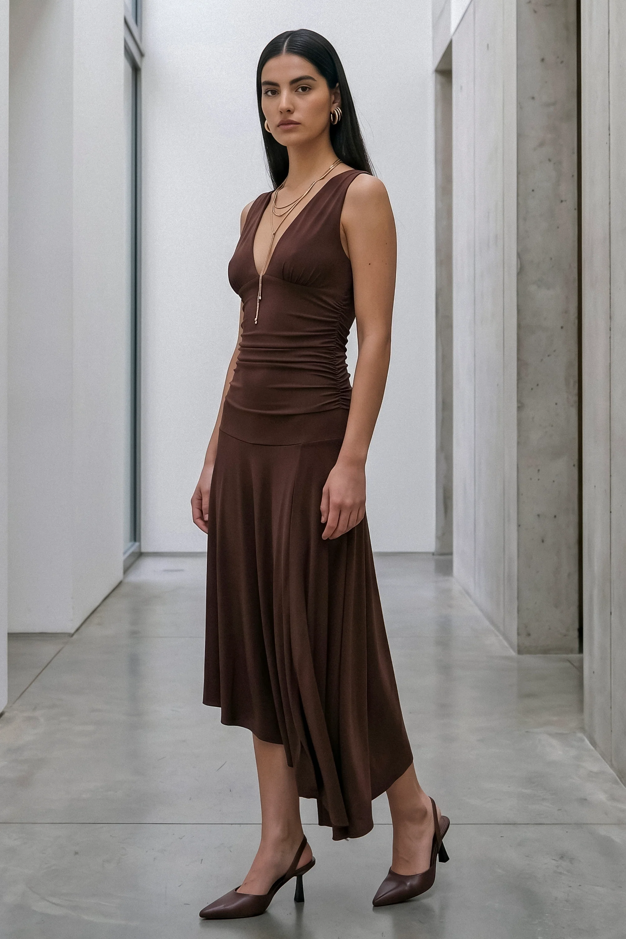 Vestido midi escote V drop waisted