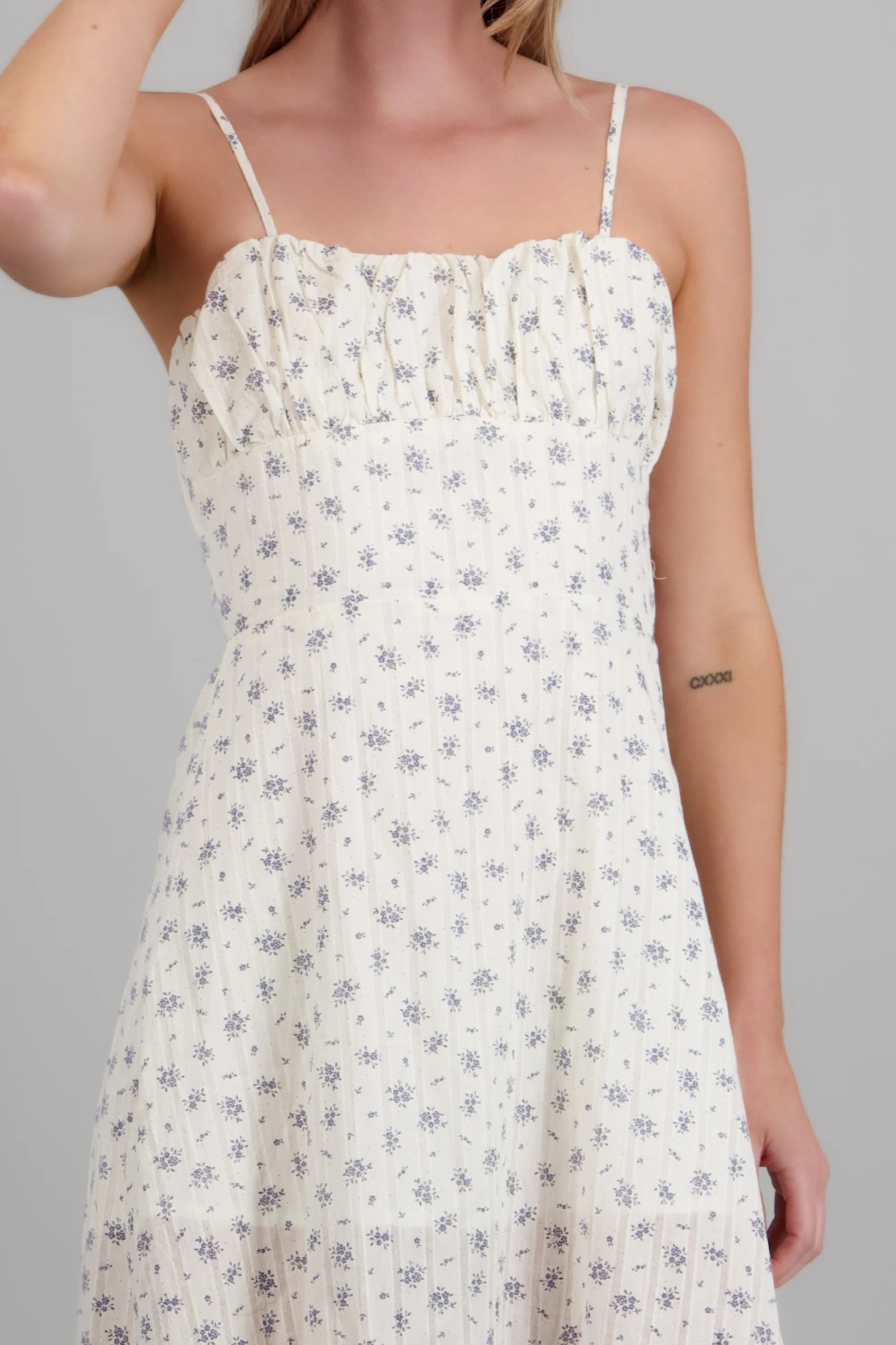 Vestido midi flores textura - Image 5