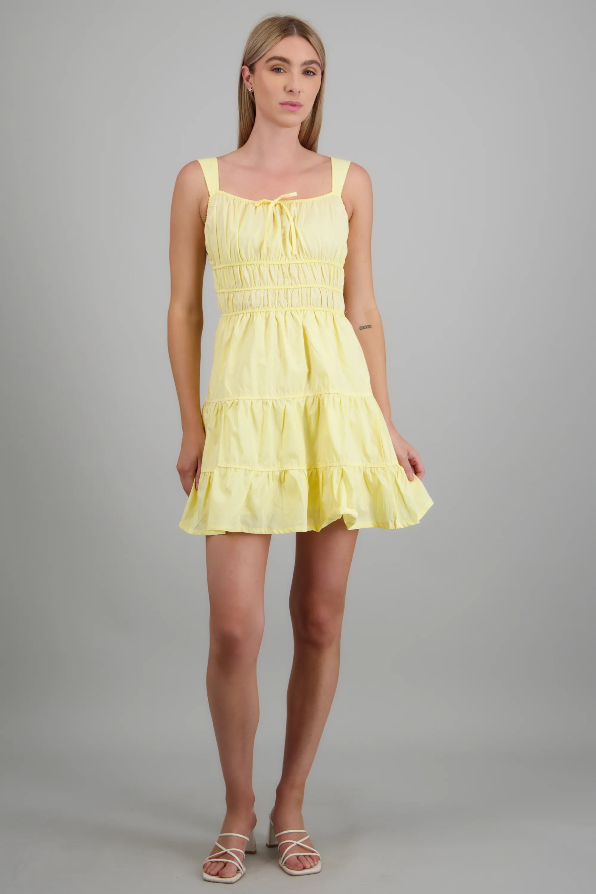 Vestido mini detalle drapeado