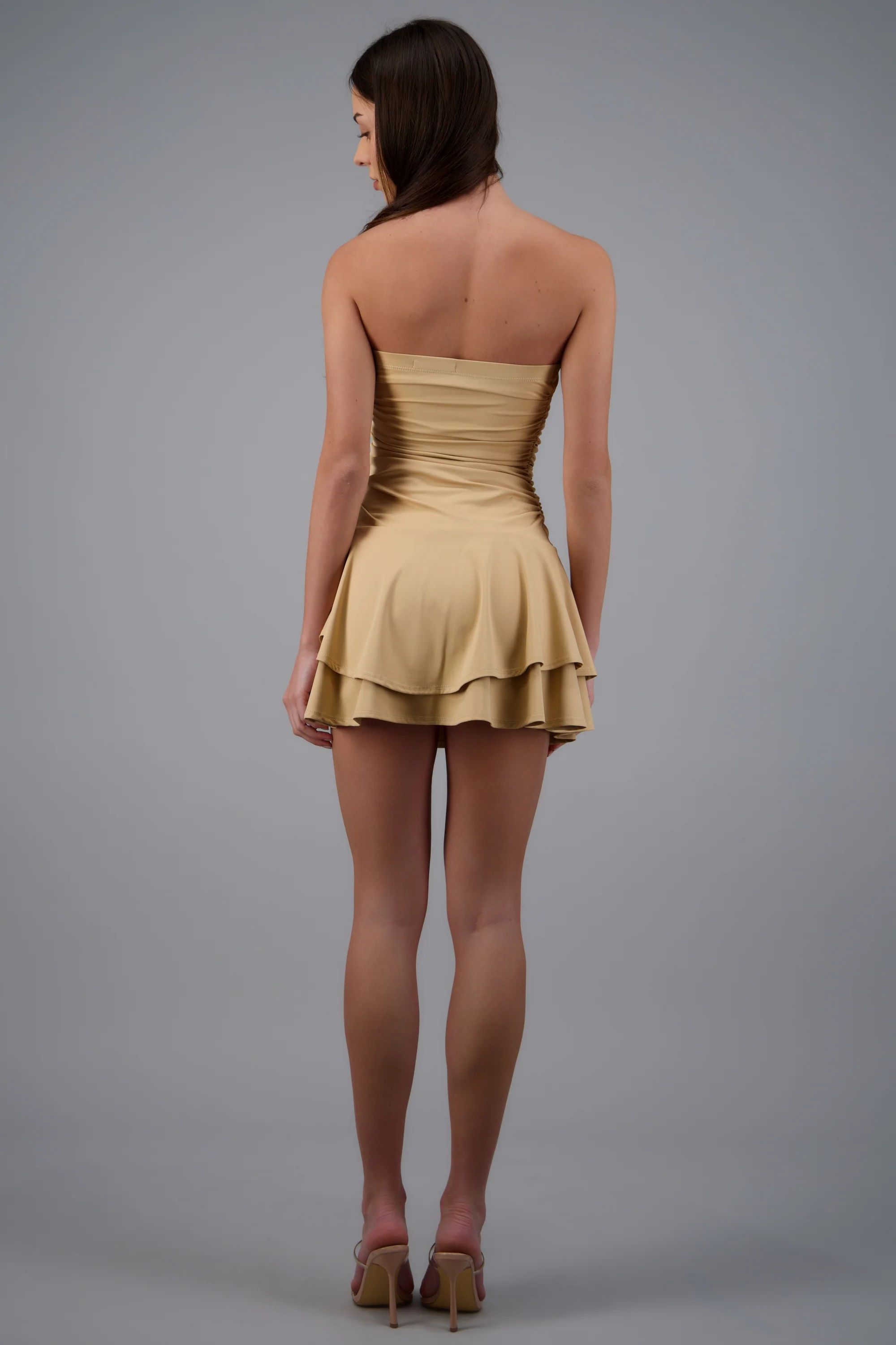 VESTIDO MINI DRAPEADO STRAPLESS - Image 4