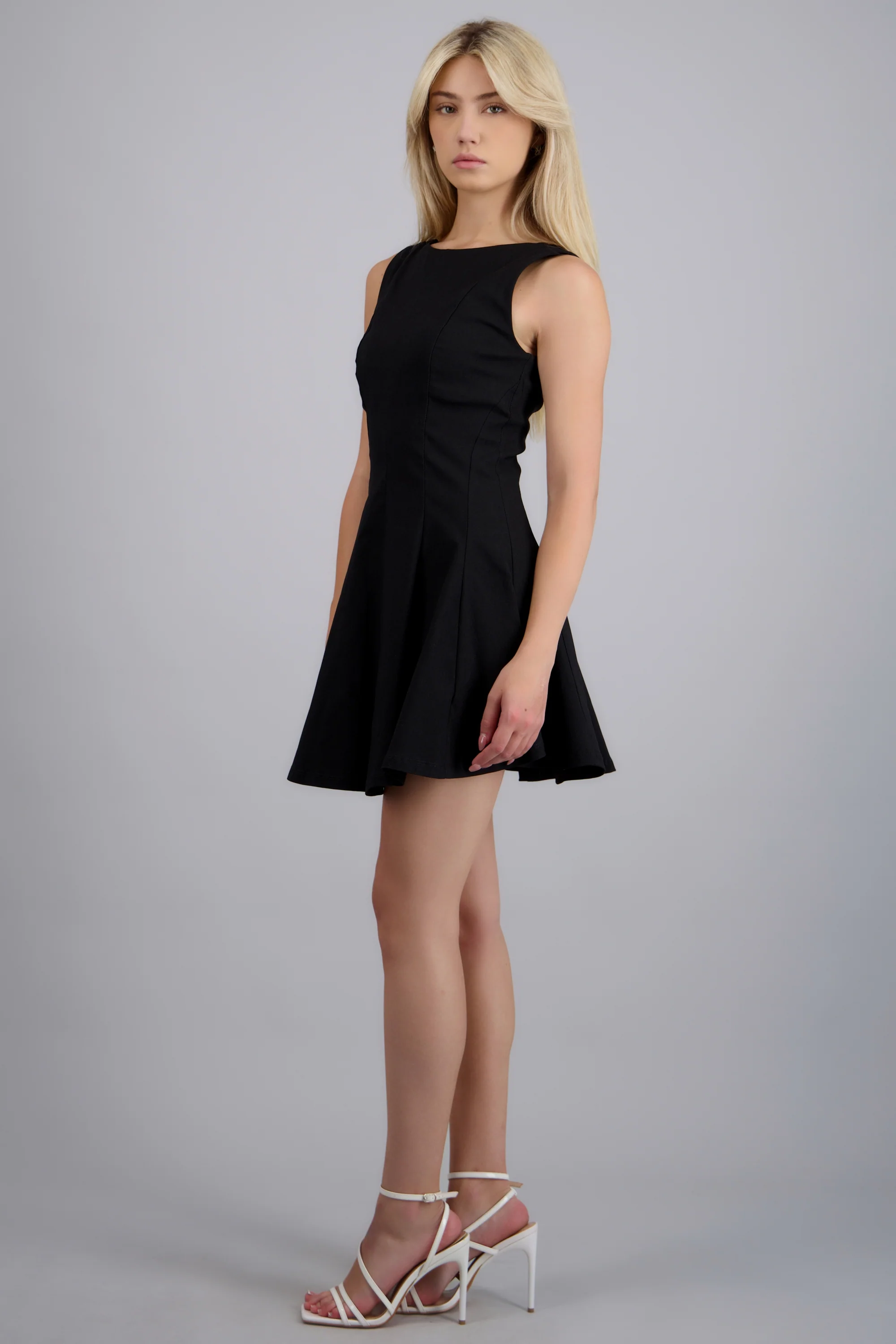 Vestido mini escote recto cortes - Image 2