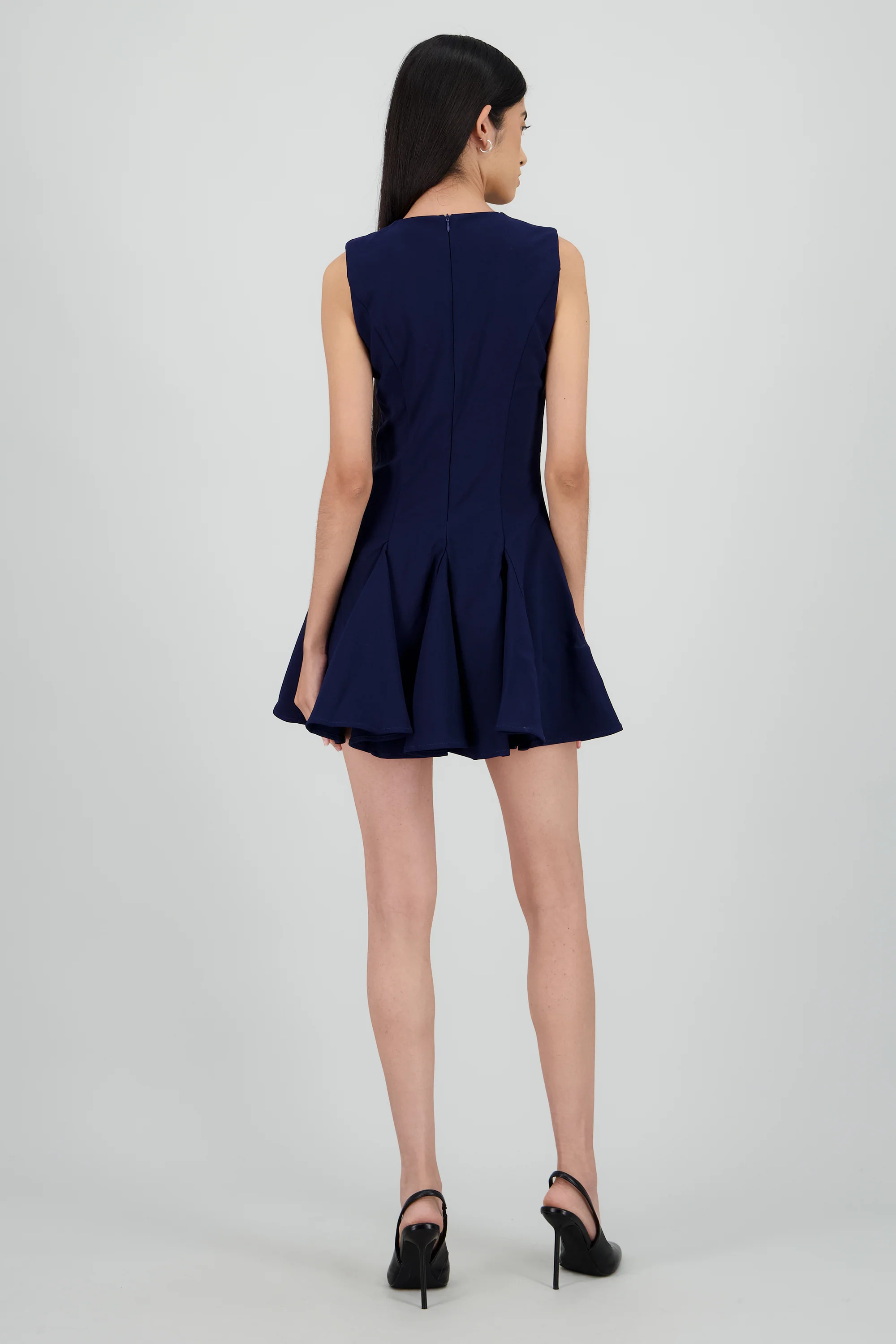 Vestido mini falda tableada con moños - Image 4