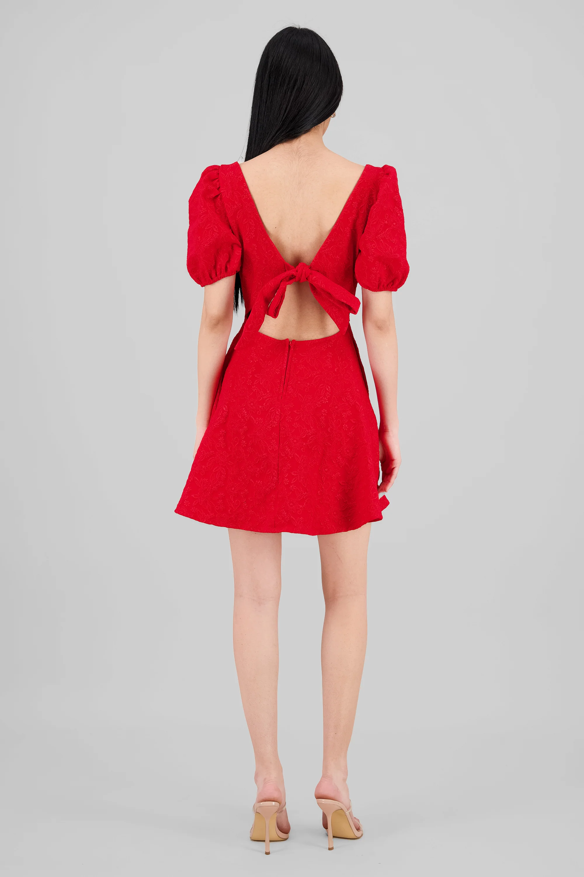 Vestido mini manga abullonada escote corazon - Image 4