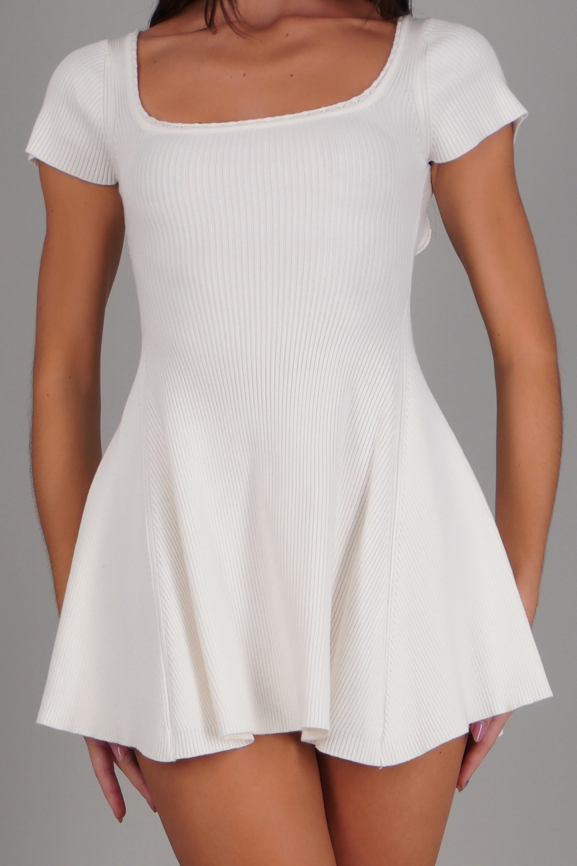 Vestido mini manga corta tejido - Image 5