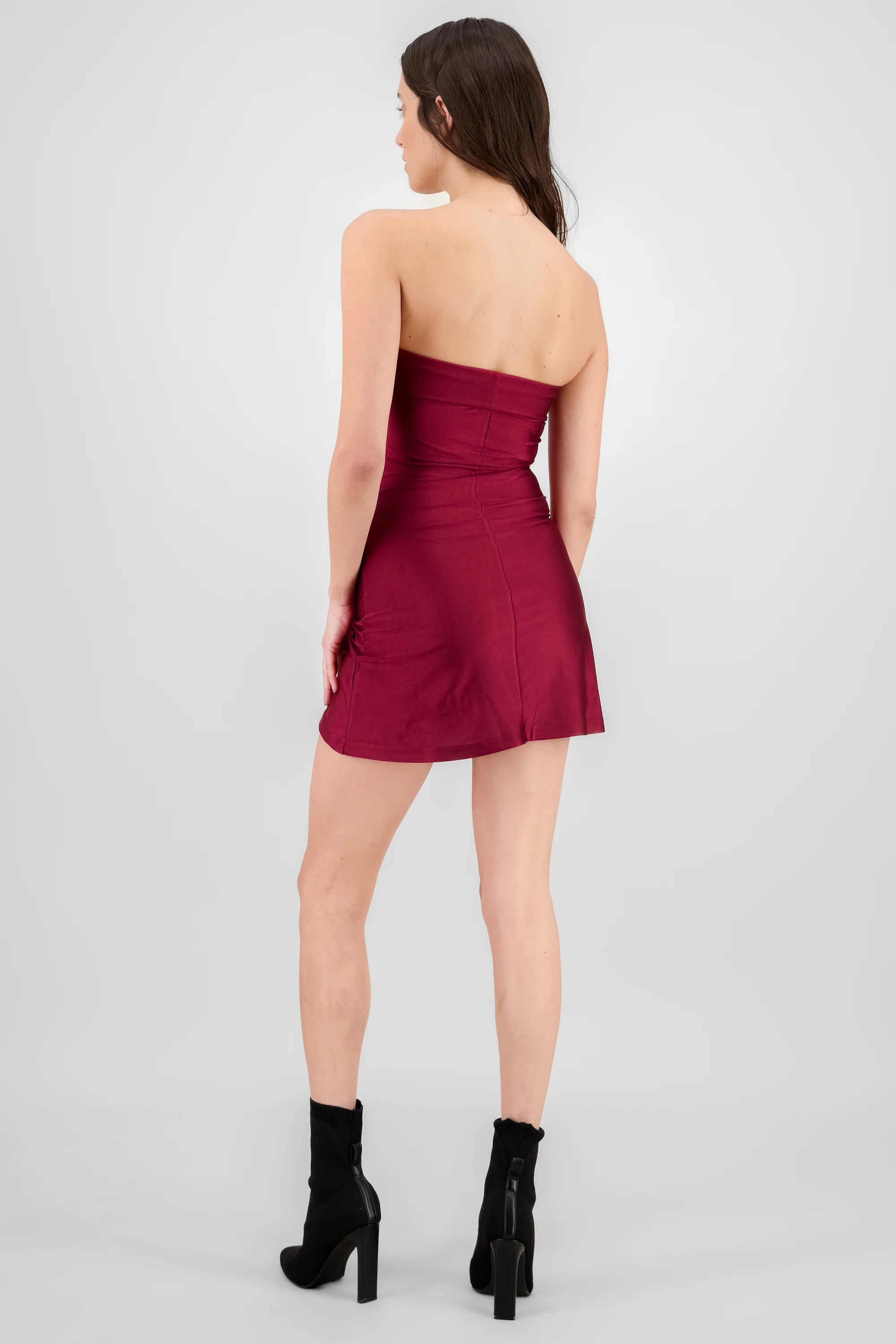 Vestido mini satinado strapples - Image 4
