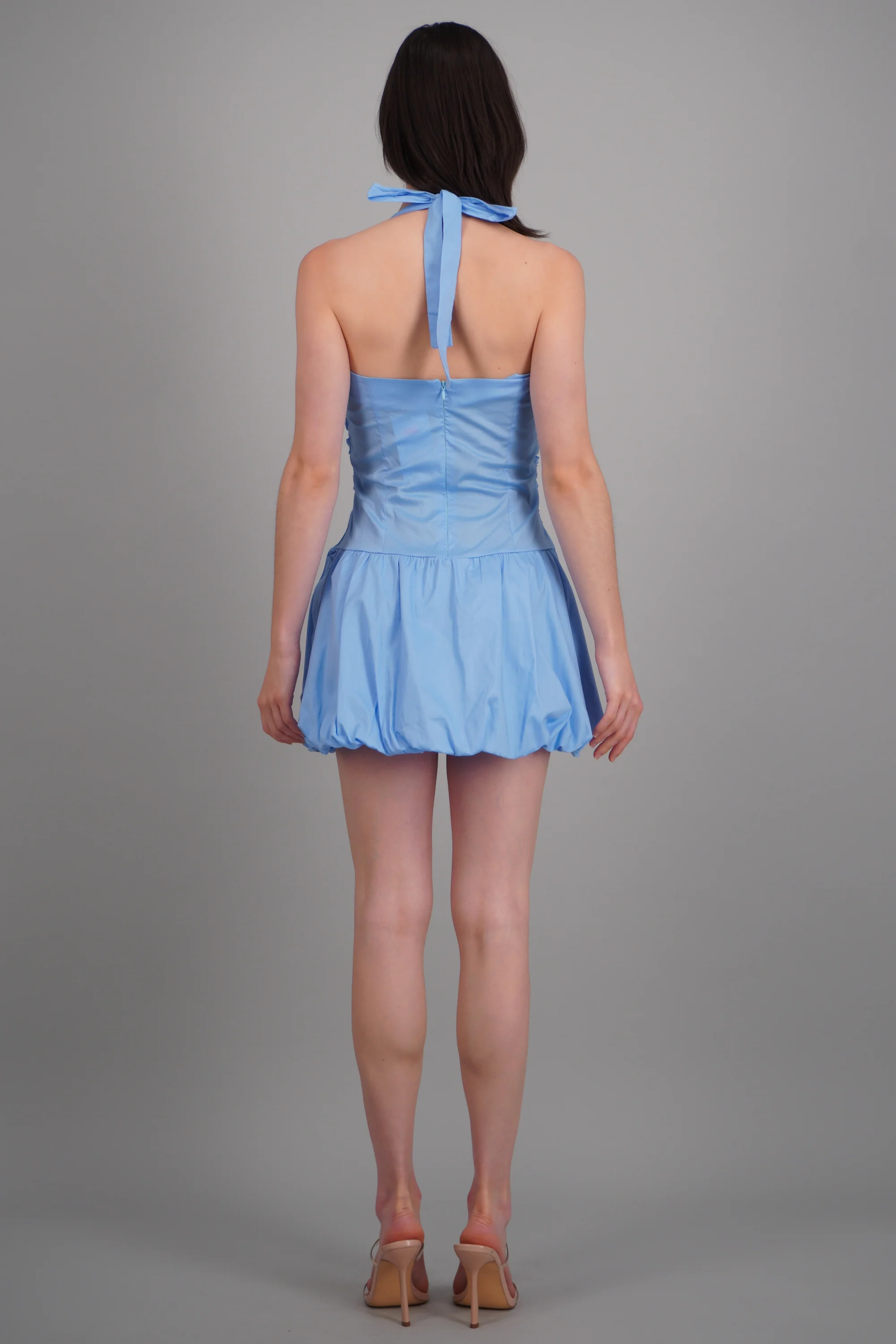 Vestido mini sin mangas drapeado - Image 4