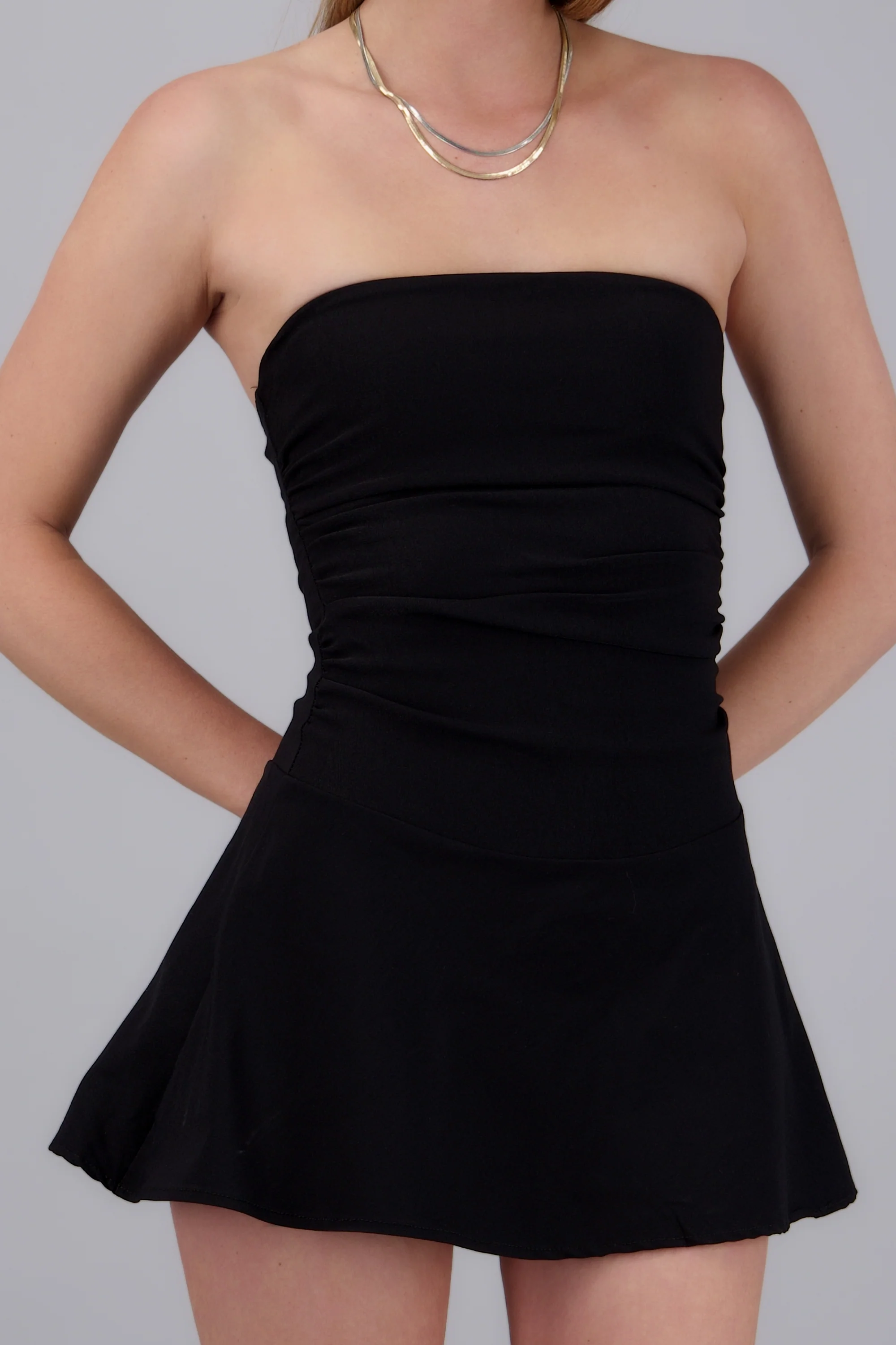 Vestido mini strapless - Image 6