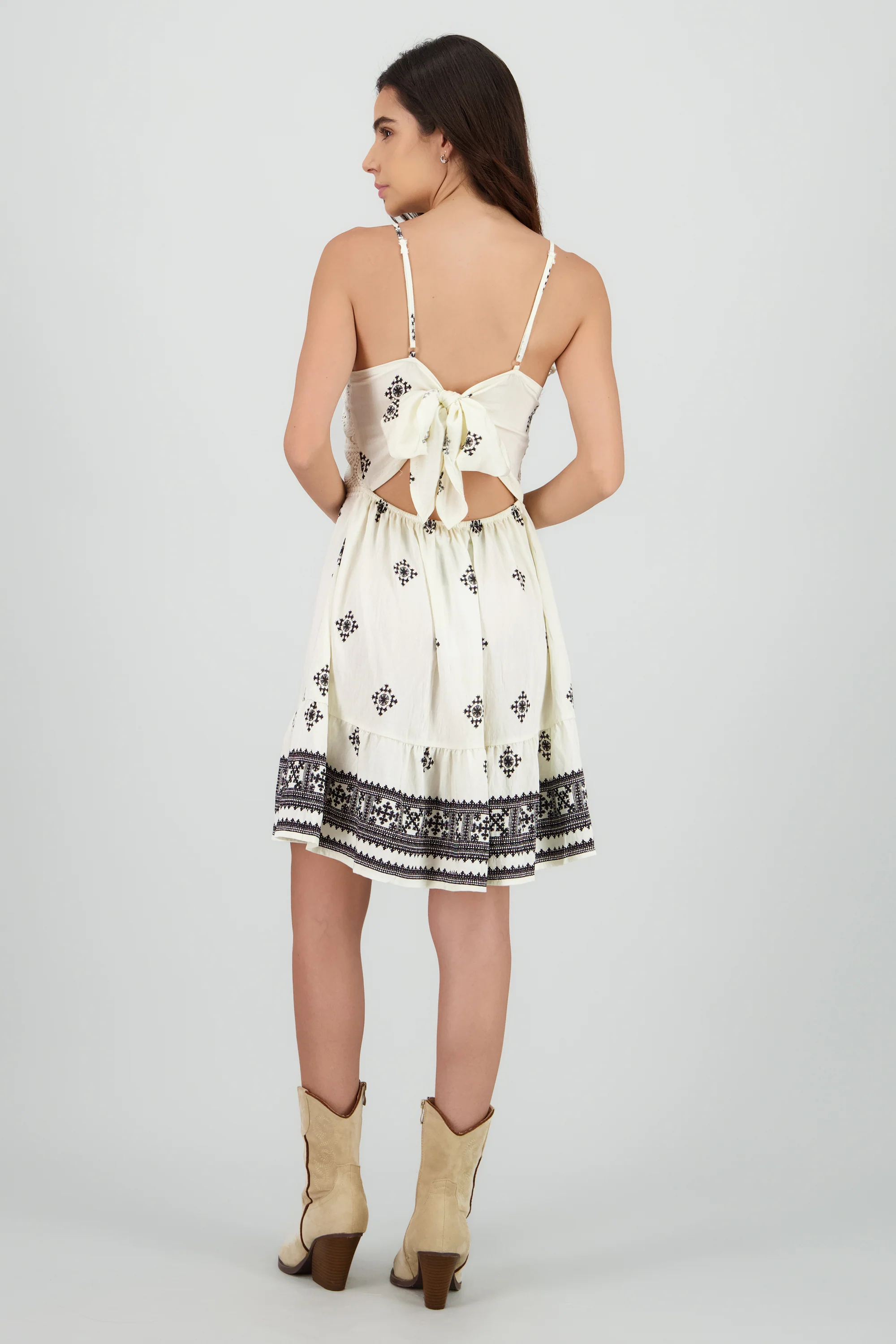 Vestido mini tirantes det bordado - Image 4