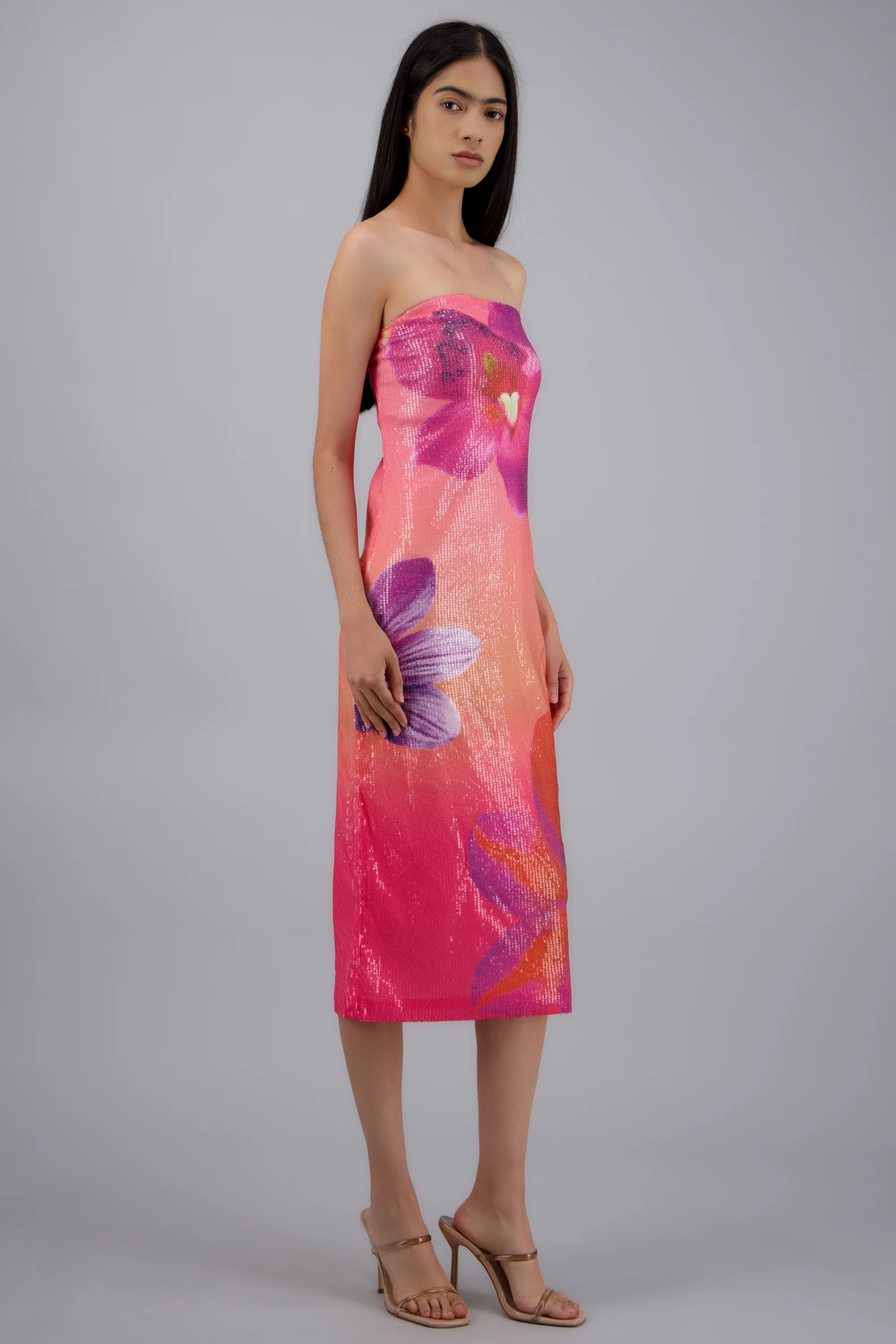 Vestido strapples flores detalle brillos - Image 2