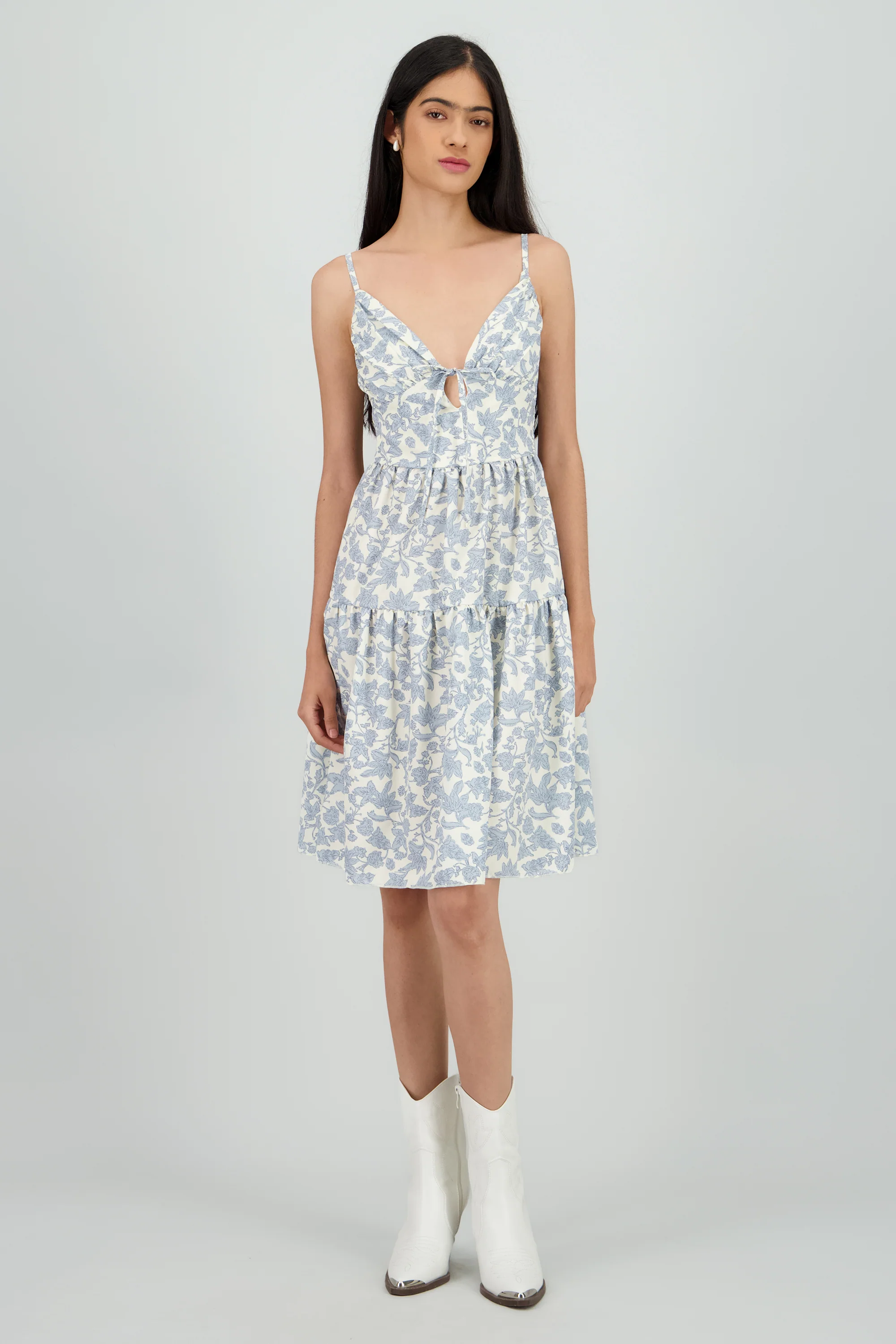 Vestido tirantes flores det moño